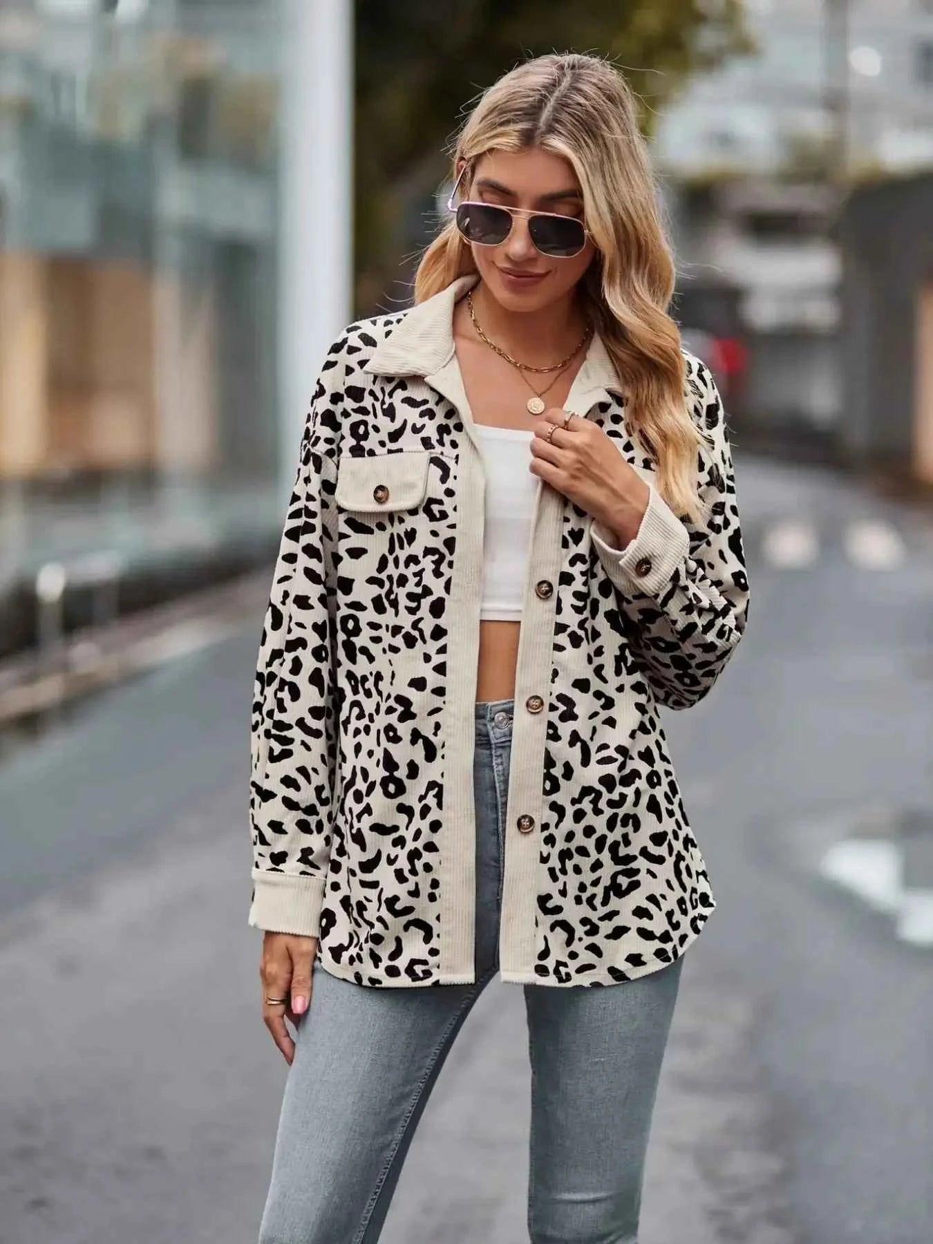 Leopard Print Button-Up Contrast Shacket b002b2f1-8f14-42a3-9f79-cb8485212c9c-Max-Origin