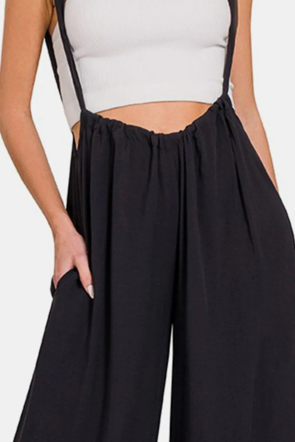 Zenana Tie Back Suspender Jumpsuit with Pockets b02e27a8-f450-4fa3-abaa-fe829d1b5034-Max