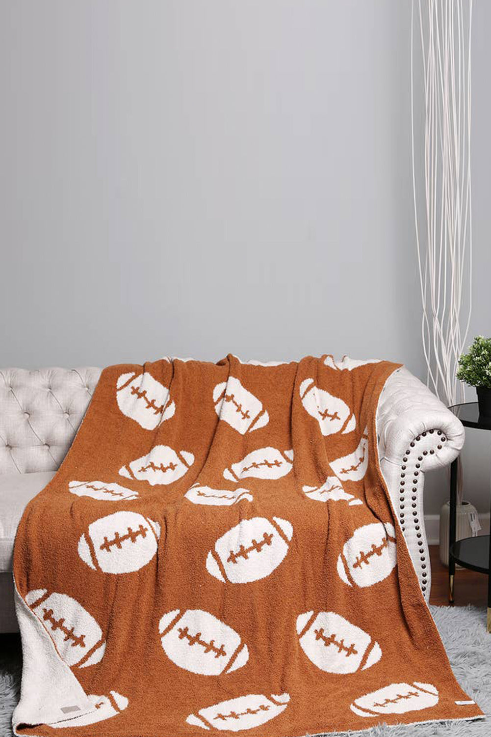 Chestnut Football Pattern Color Block Throw Blanket b03999bfddf0c1c4