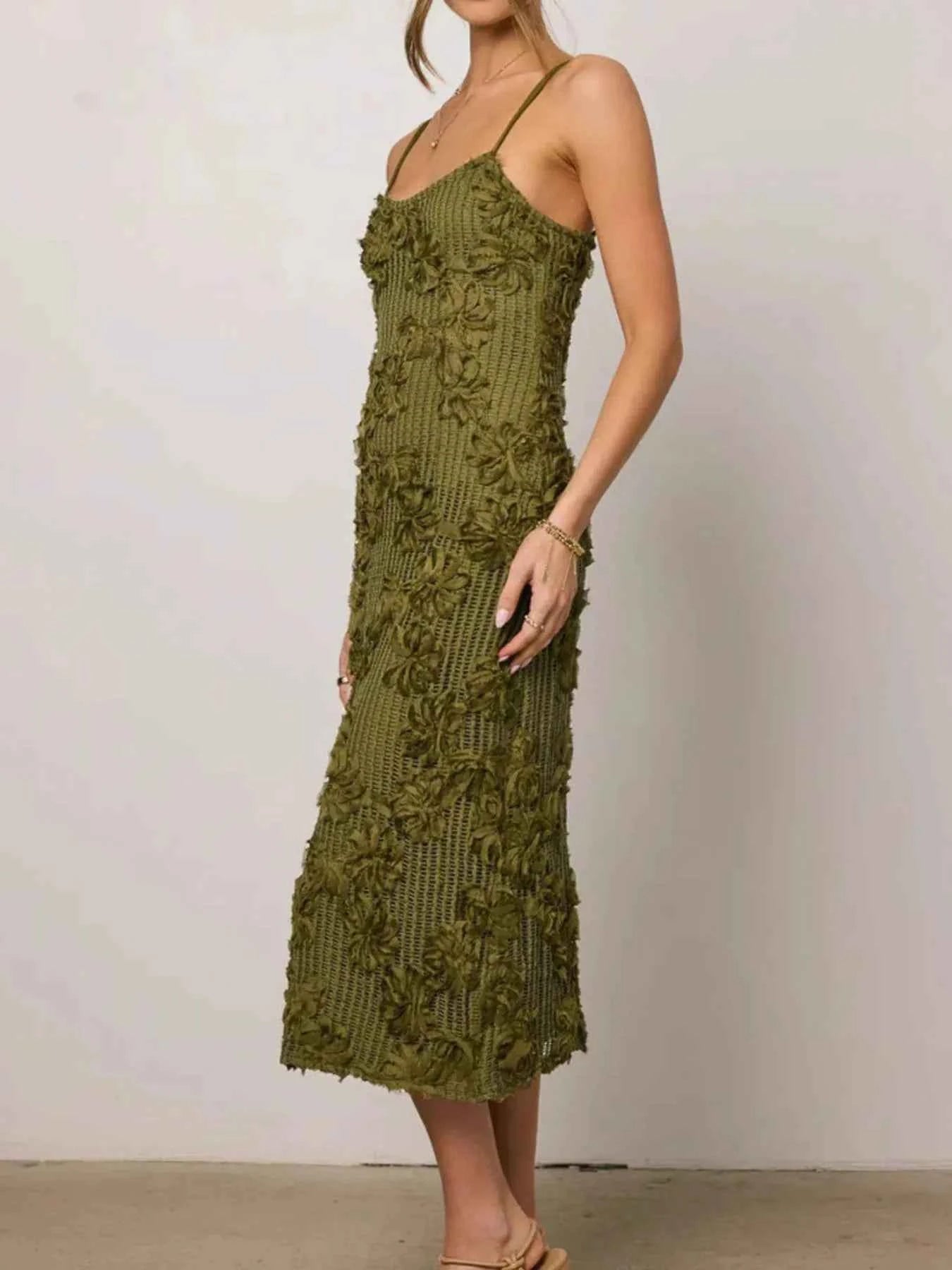 Flower Textured Midi Cami Dress b07c21d2-3675-442d-b24b-3f0069957078-Max-Origin