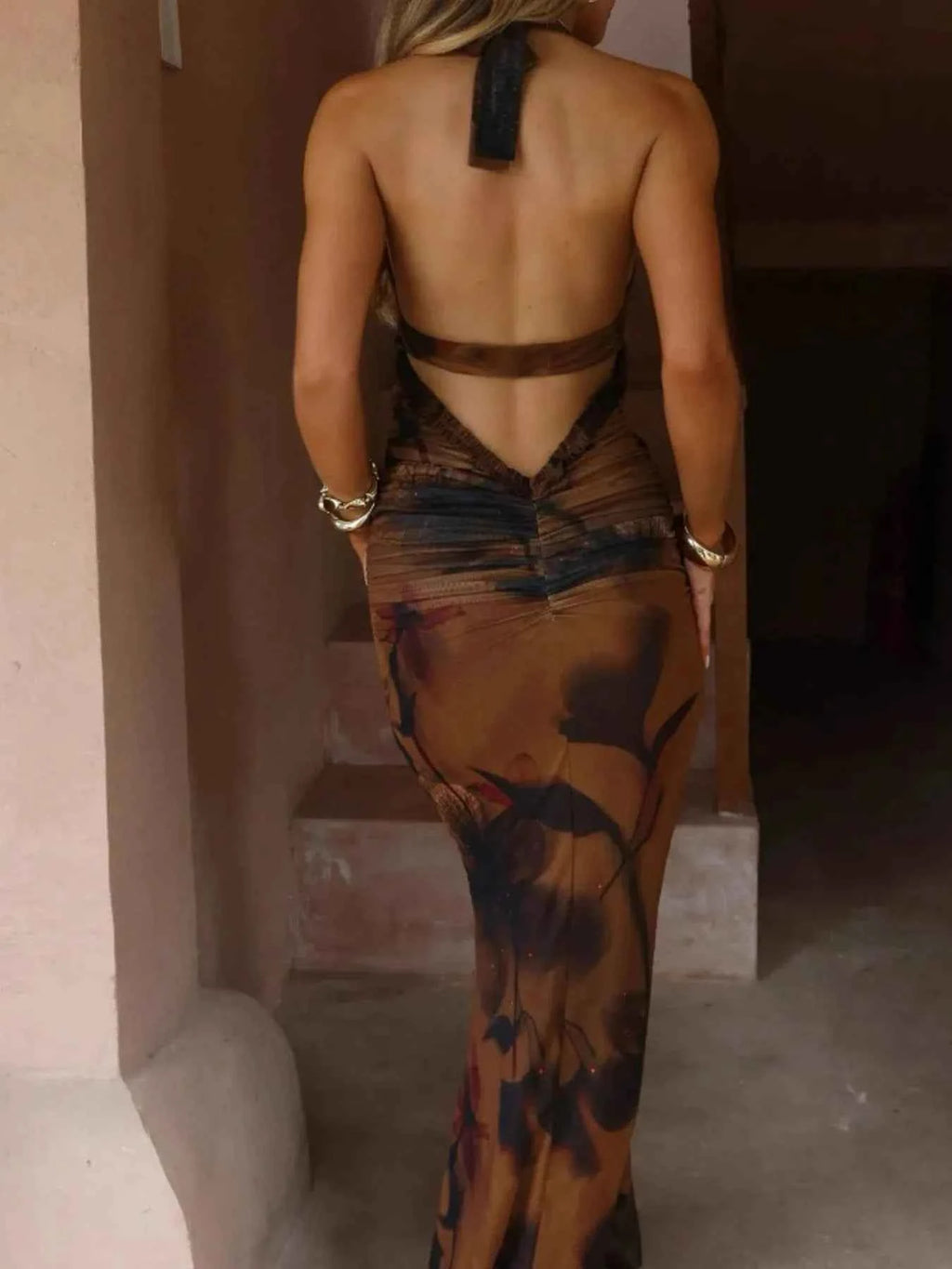 Cutout Printed Halter Neck Maxi Dress b0c09fd5-d88a-48be-b50d-beea4000598d-Max-Origin