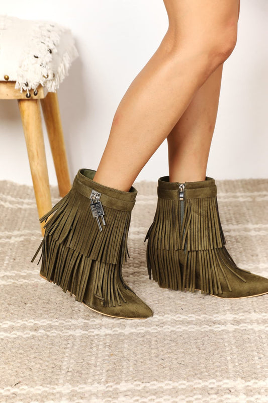 Legend Women's Tassel Wedge Heel Ankle Booties b0c370a6d25f4983bc11d0b713416e65-Max