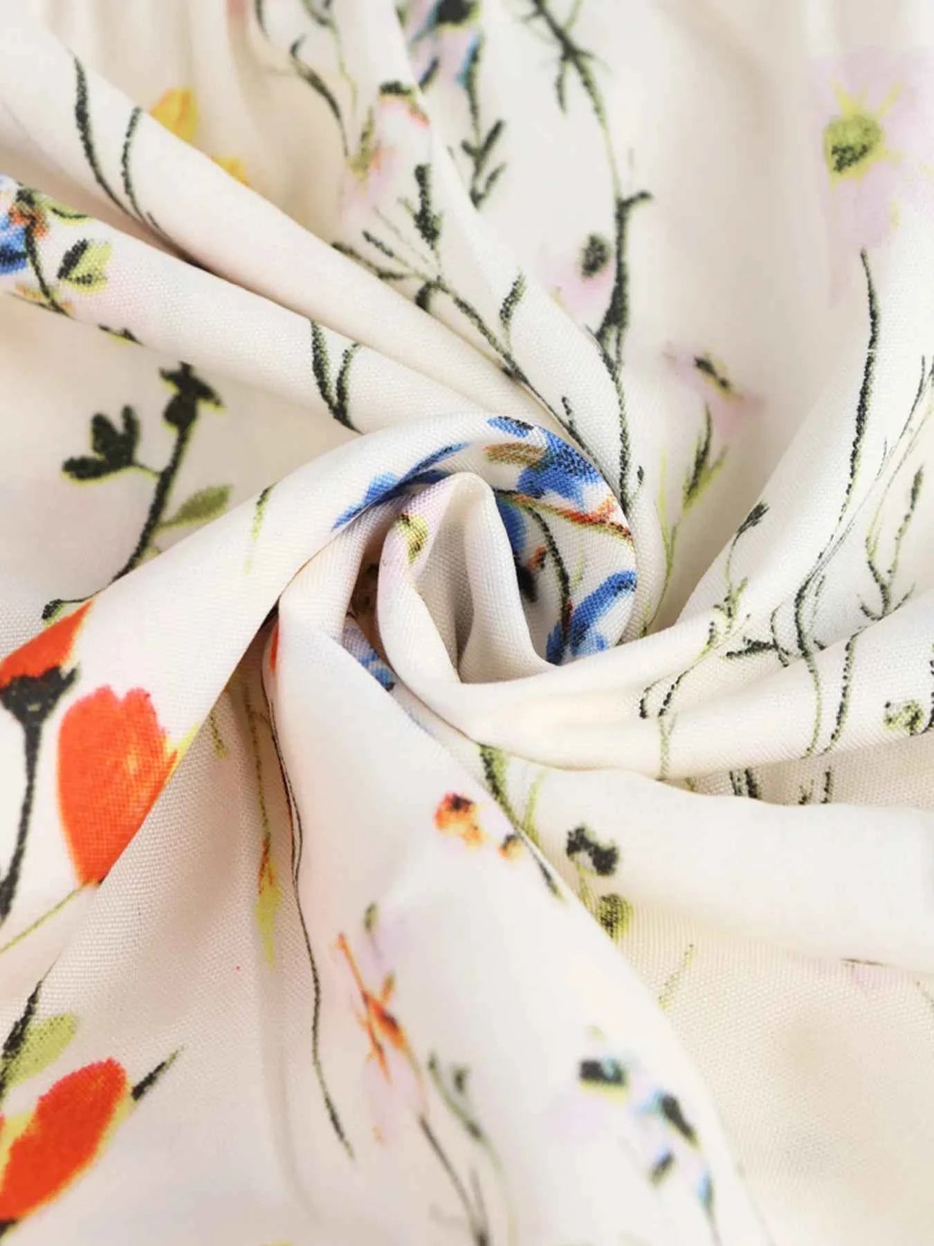 Floral Tiered Maxi Skirt b0e8a16a-5a21-4328-a815-183e1a259d92-Max-Origin