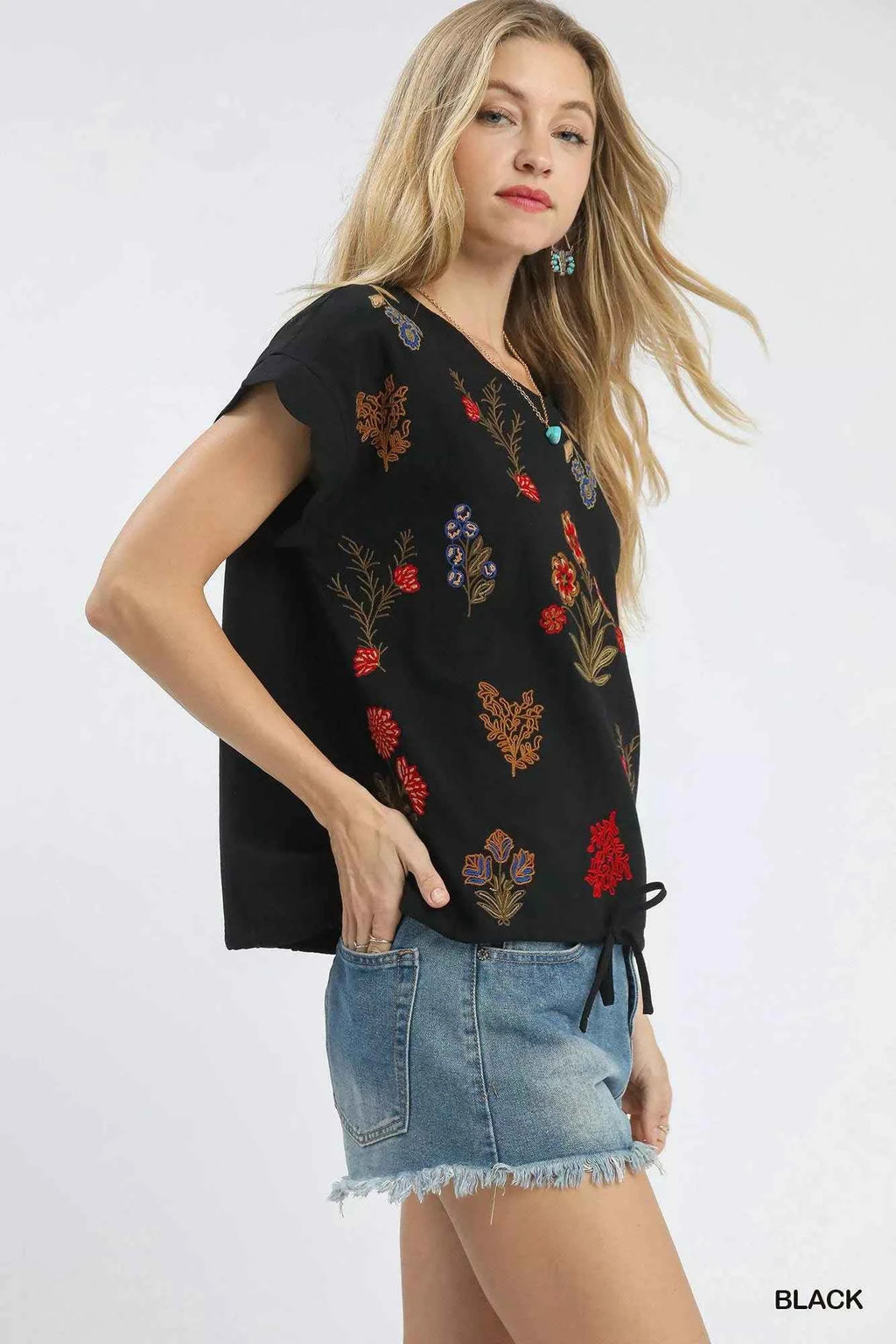Umgee Embroidered Scallop Sleeve Top with Drawstring Hem b0ef74a3-fd4b-4ed7-9447-a05175c56380-Max-Origin