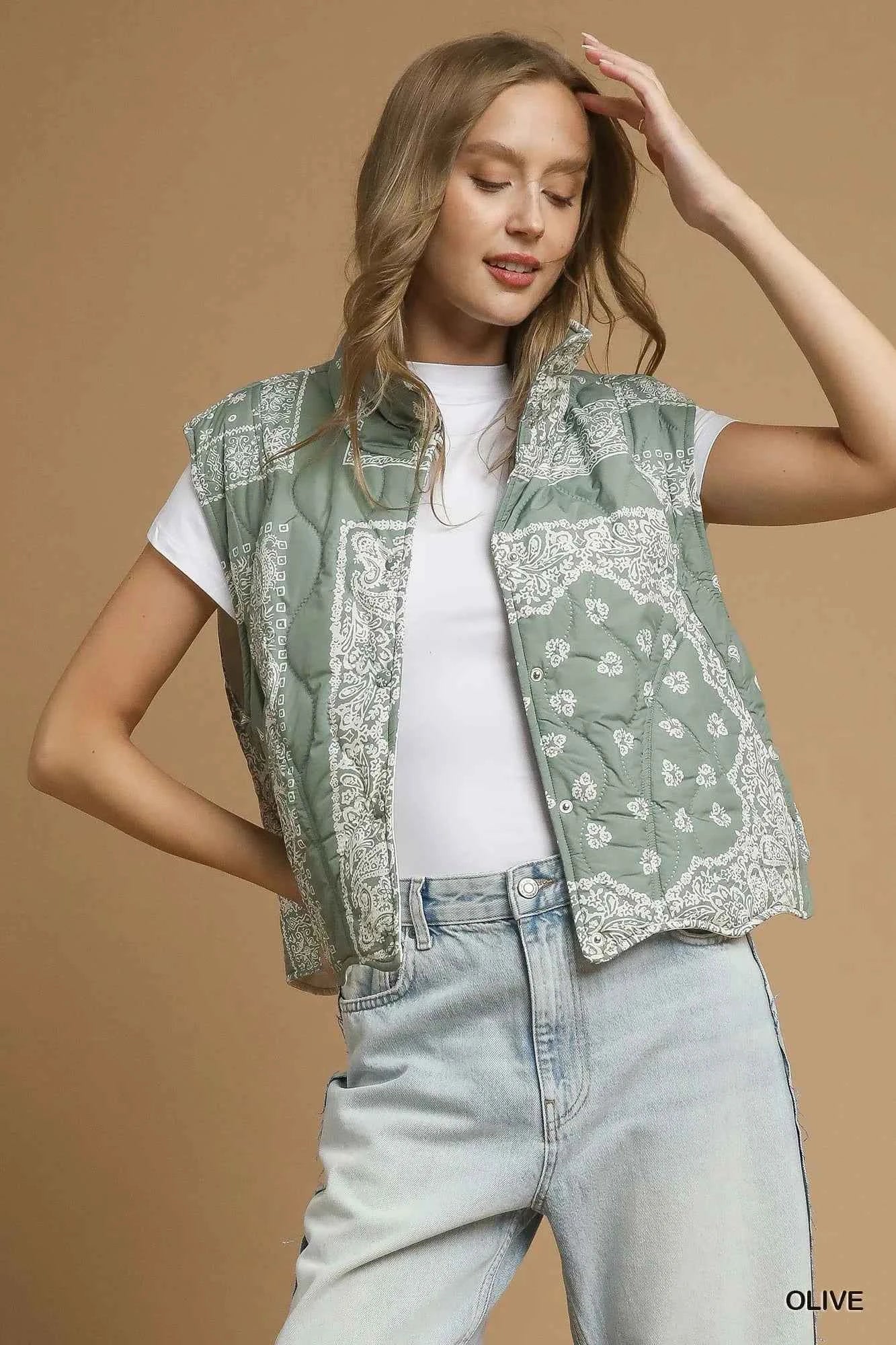 Umgee Bandana Print Quilted Puffer Vest Olive b1806709-eccf-4953-b22f-06da644901e2-Max-Origin