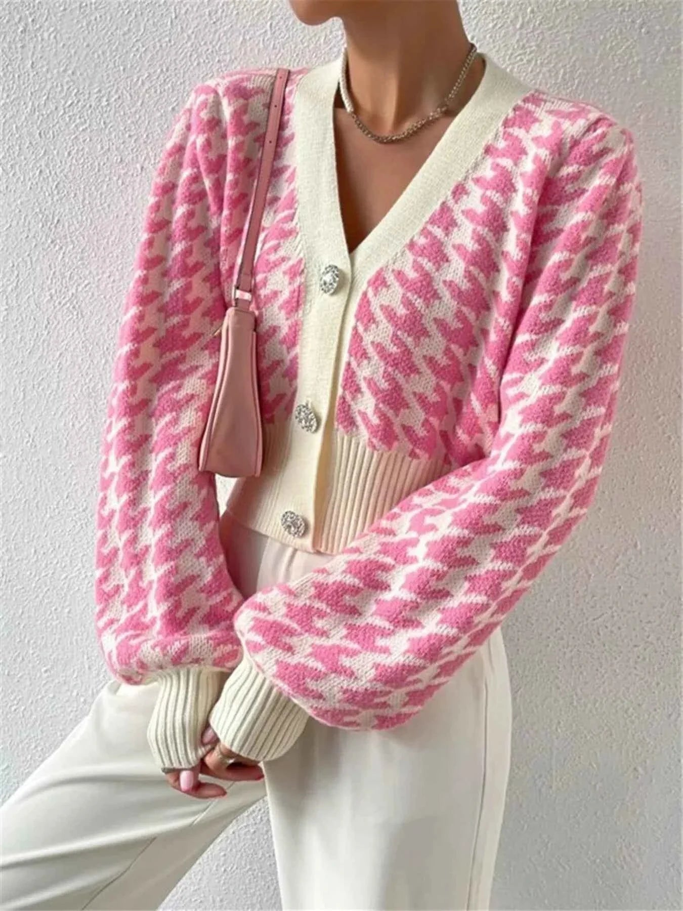 Houndstooth V-Neck Button Up Cardigan b20c6bae9f434f8995f419e9416c8c7a-Max-Origin