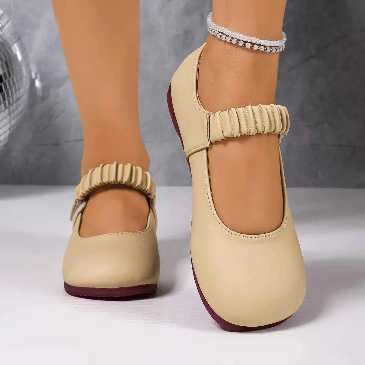 Round Toe Flat Loafers Apricot b22868ca7da74ba3abc2844ba9924c60-Max-Origin
