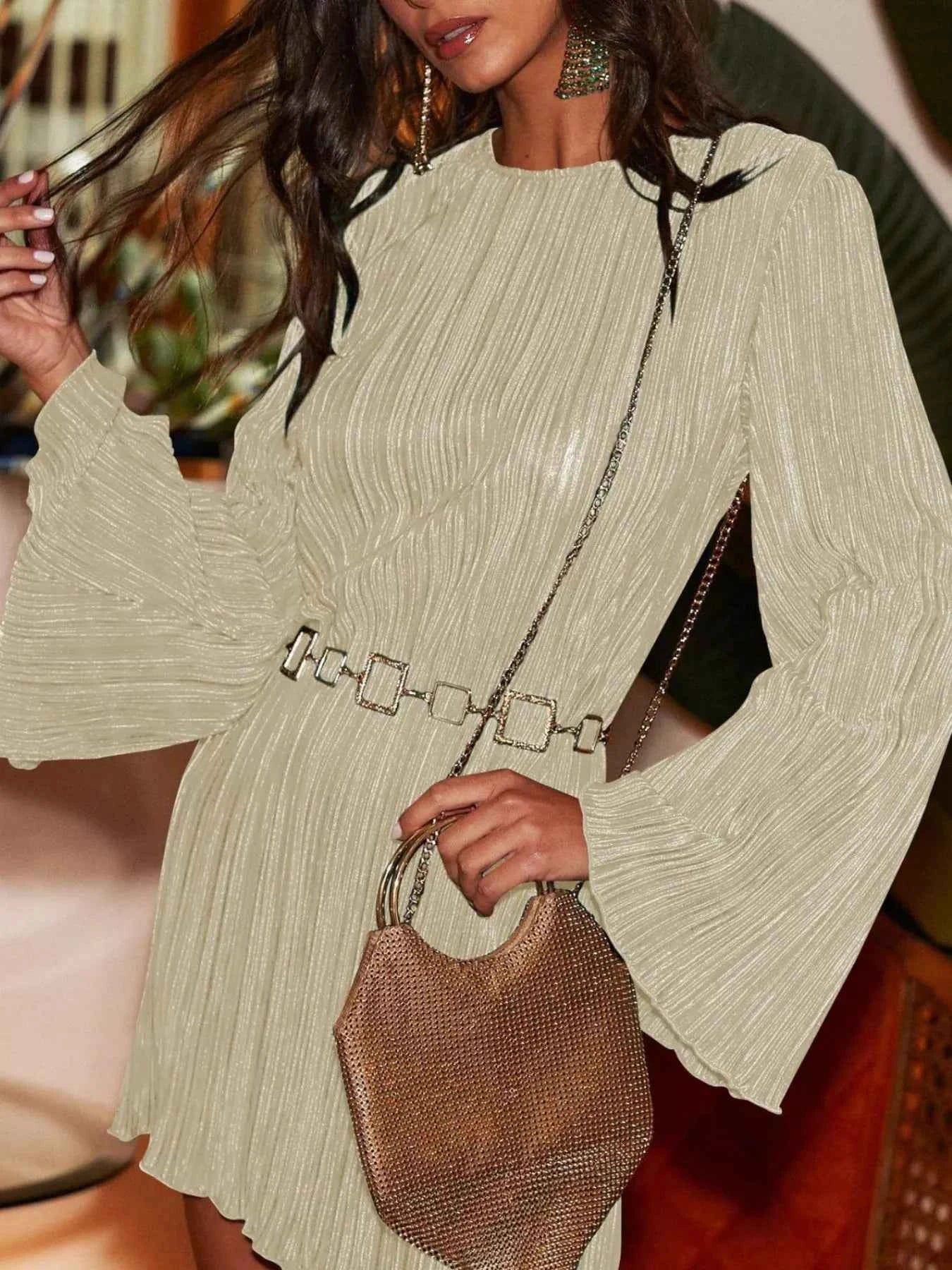 Cutout Back Flare Sleeve Dress b23e91d9-c774-4708-8b1a-aa1d2b453e11-Max-Origin