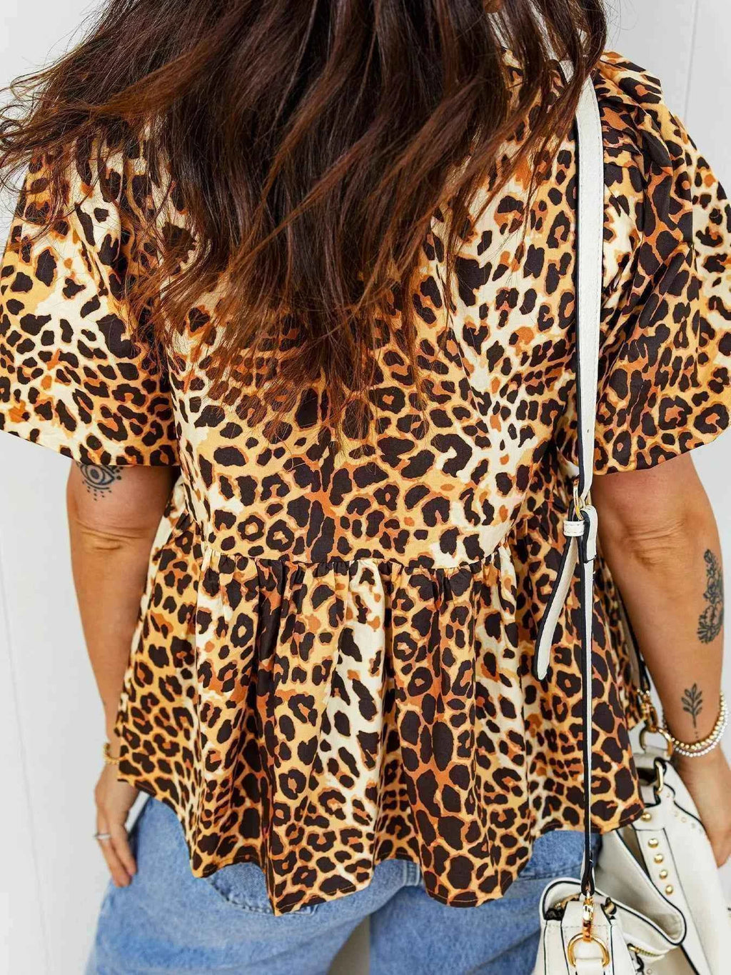 Leopard Print Short Puff Sleeve Slit Neck Babydoll Blouse b2654133fad24acf8e4d6e70d518b475-Max-Origin