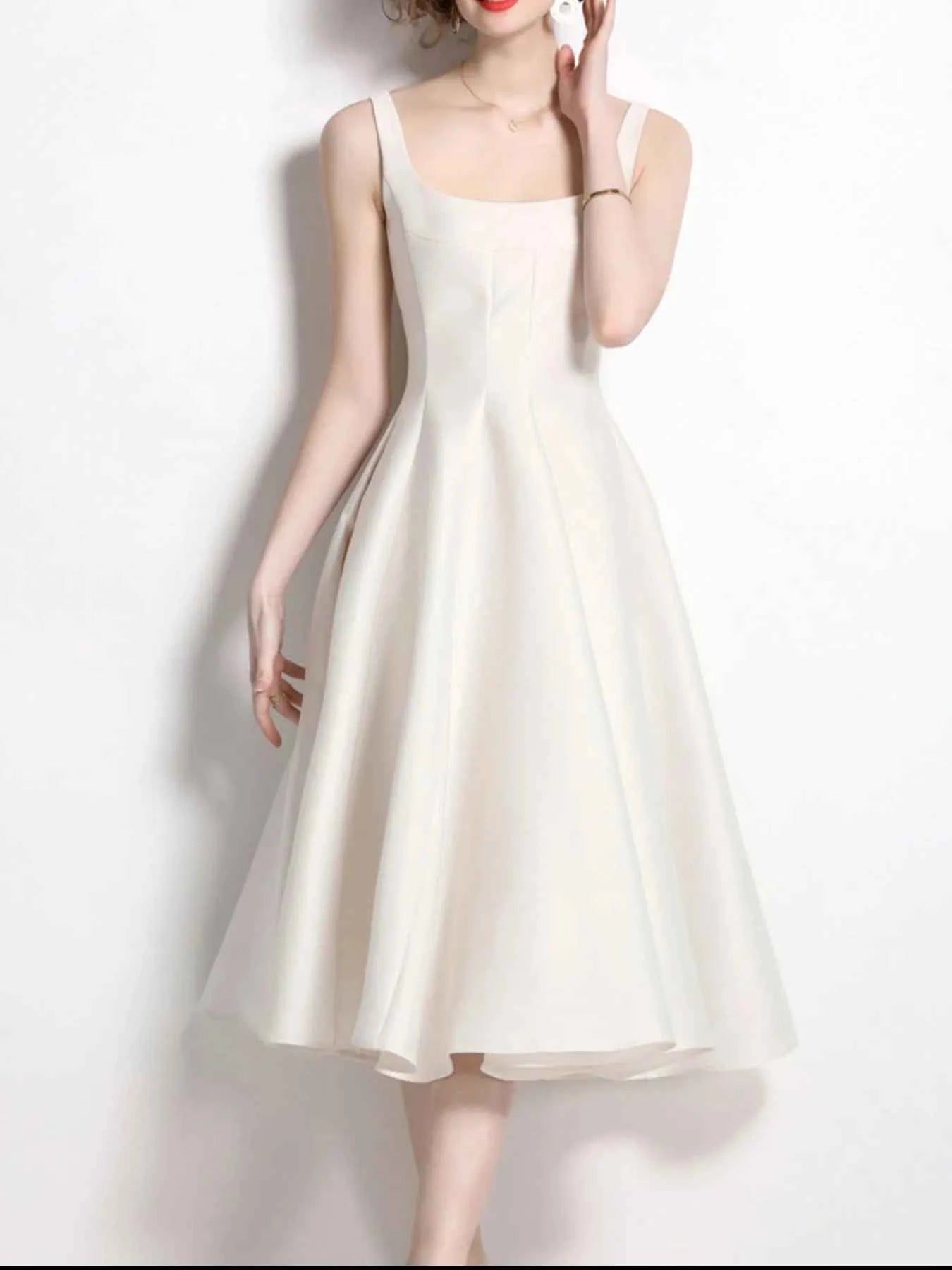 A-Line Silhouette Midi Sleeveless Dress Apricot b283511f-ad04-41f7-be36-fb7dc4d11368-Max-Origin