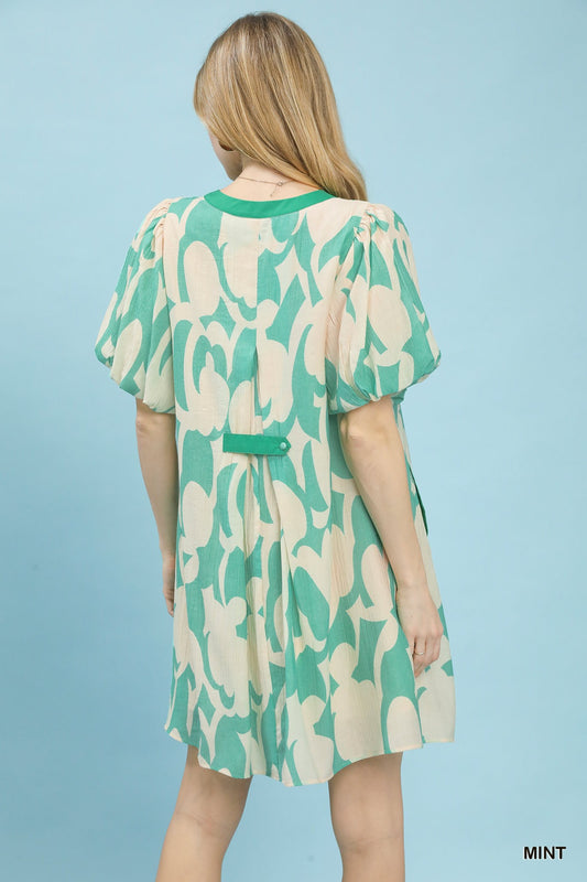 Abstract Print Puff Sleeve Shift Dress b353b64f-de92-4c80-81ab-10916f420ffe-Max