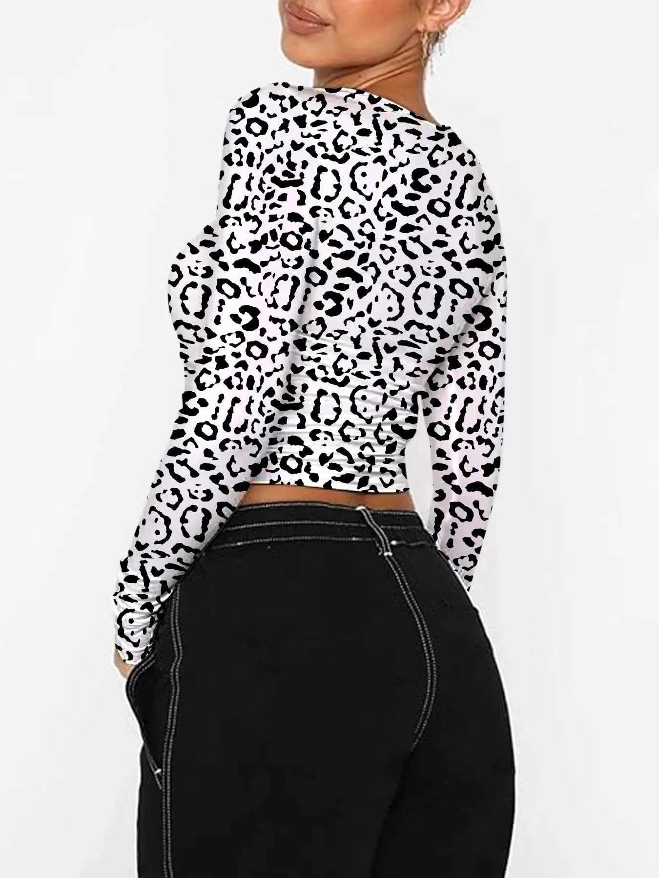 Long Sleeve Cropped T-Shirt b3a4e784-6c61-4017-8c6a-d1adb281b5b8-Max-Origin