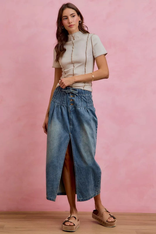 Pleated Washed Denim Skirt With Front Slit b3b27504-a29b-4ffb-94ee-32f56a81e6ce-Max-Origin
