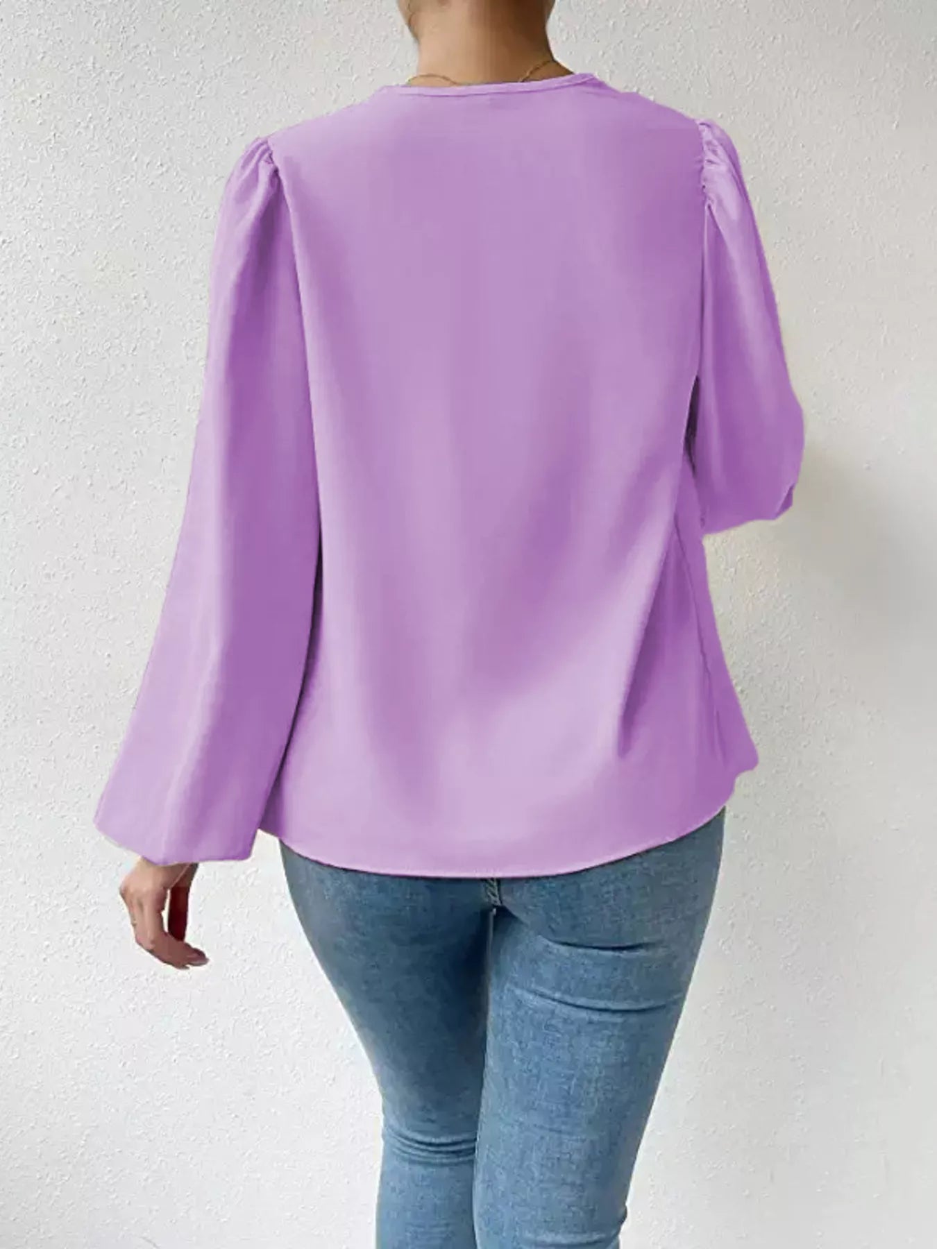 Full Size Cowl Neck Balloon Sleeve Blouse Plus Size b3b46b5bc5674590900cf032d971109e-Max-Origin