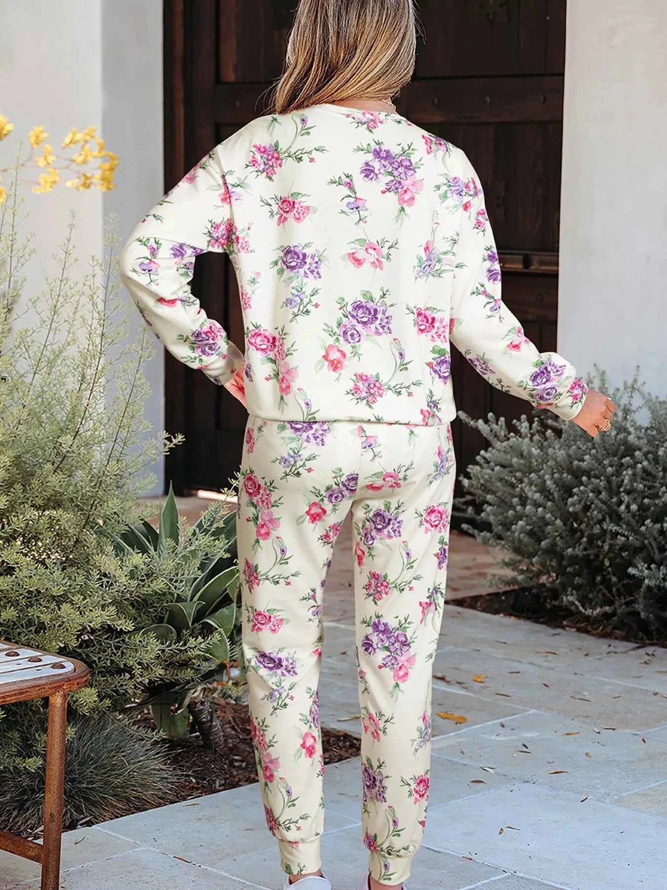 Floral Print Round Neck Top and Drawstring Pants Lounge Set b40a0443-33a9-4f60-931c-60066779fcde-Max-Origin