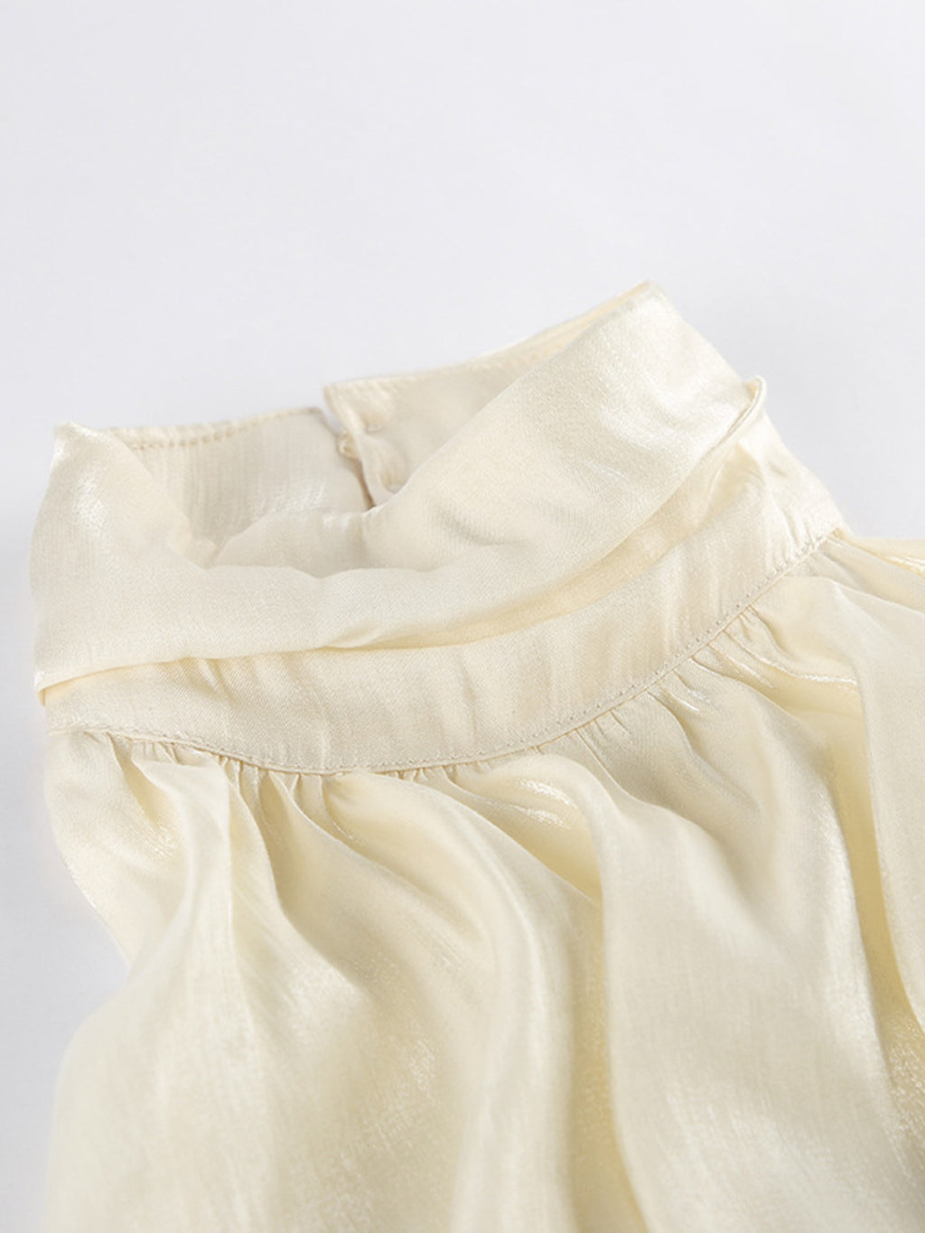 Halter Neck Ruched Cami Top b4334778059045768bb2c5c51550d947-Max