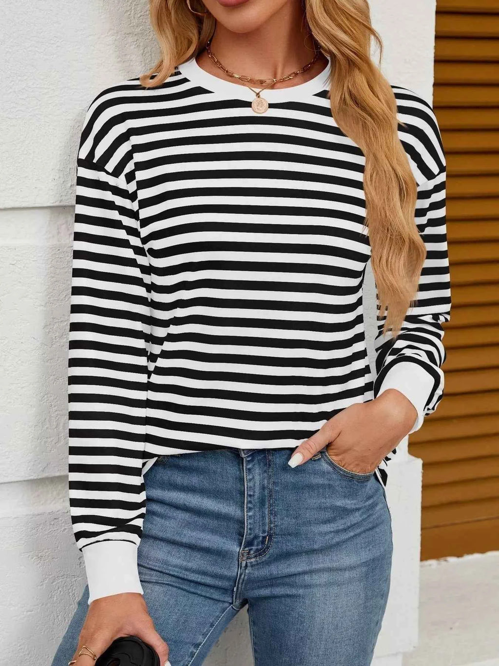 Striped Round Neck Long Sleeve T-Shirt b455f434963948d59e24e466206fba5f-Max-Origin
