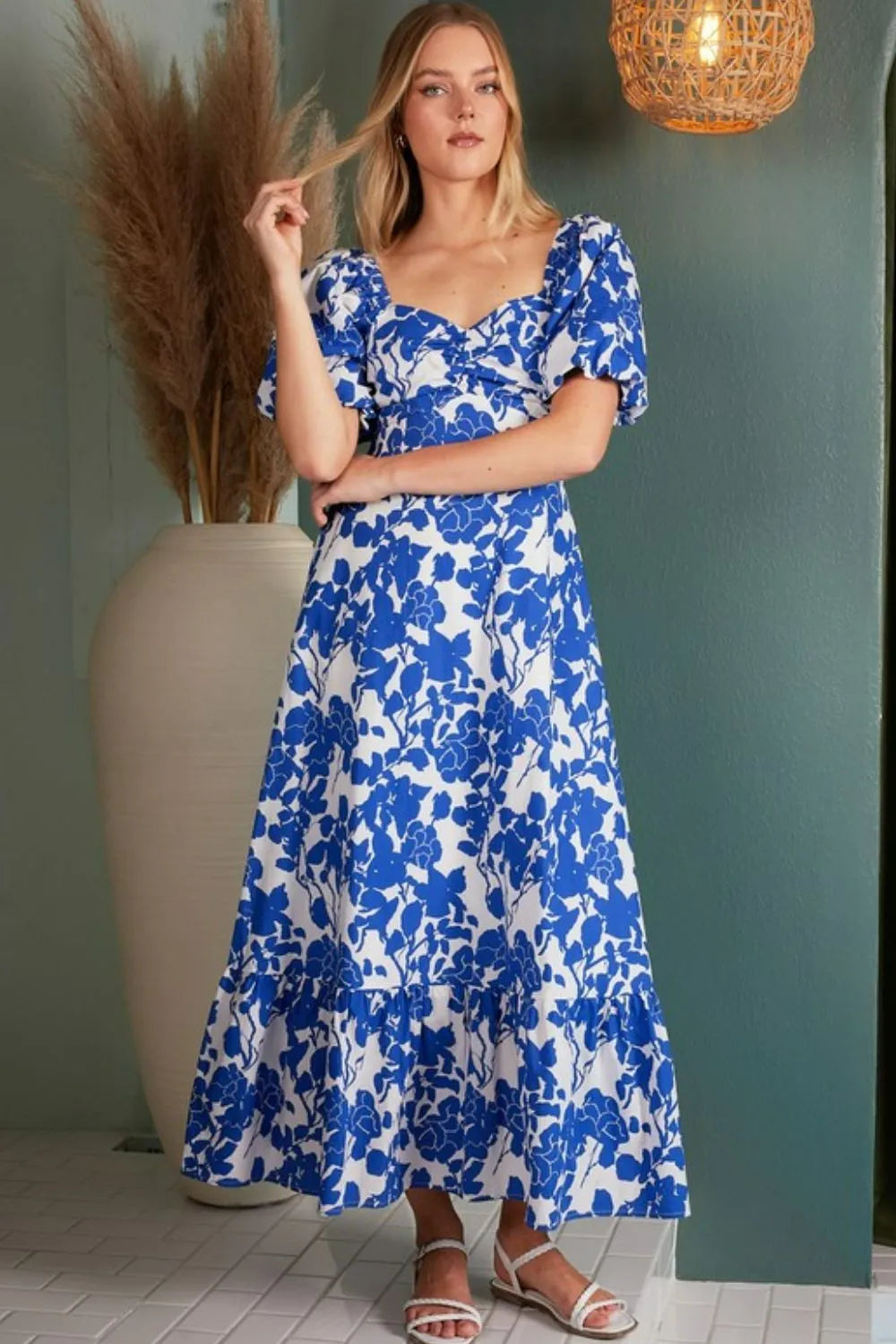 Mittoshop Cutout Back Floral Sweetheart Neck Puff Sleeve Dress b464c1c4-b355-482d-a9c8-ca733405805b-Max
