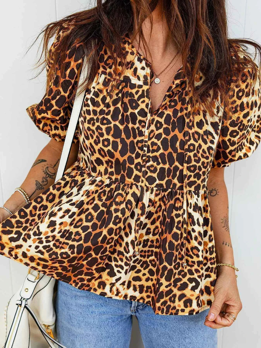 Leopard Print Short Puff Sleeve Slit Neck Babydoll Blouse b486558597c14769915585d99ea9876e-Max-Origin
