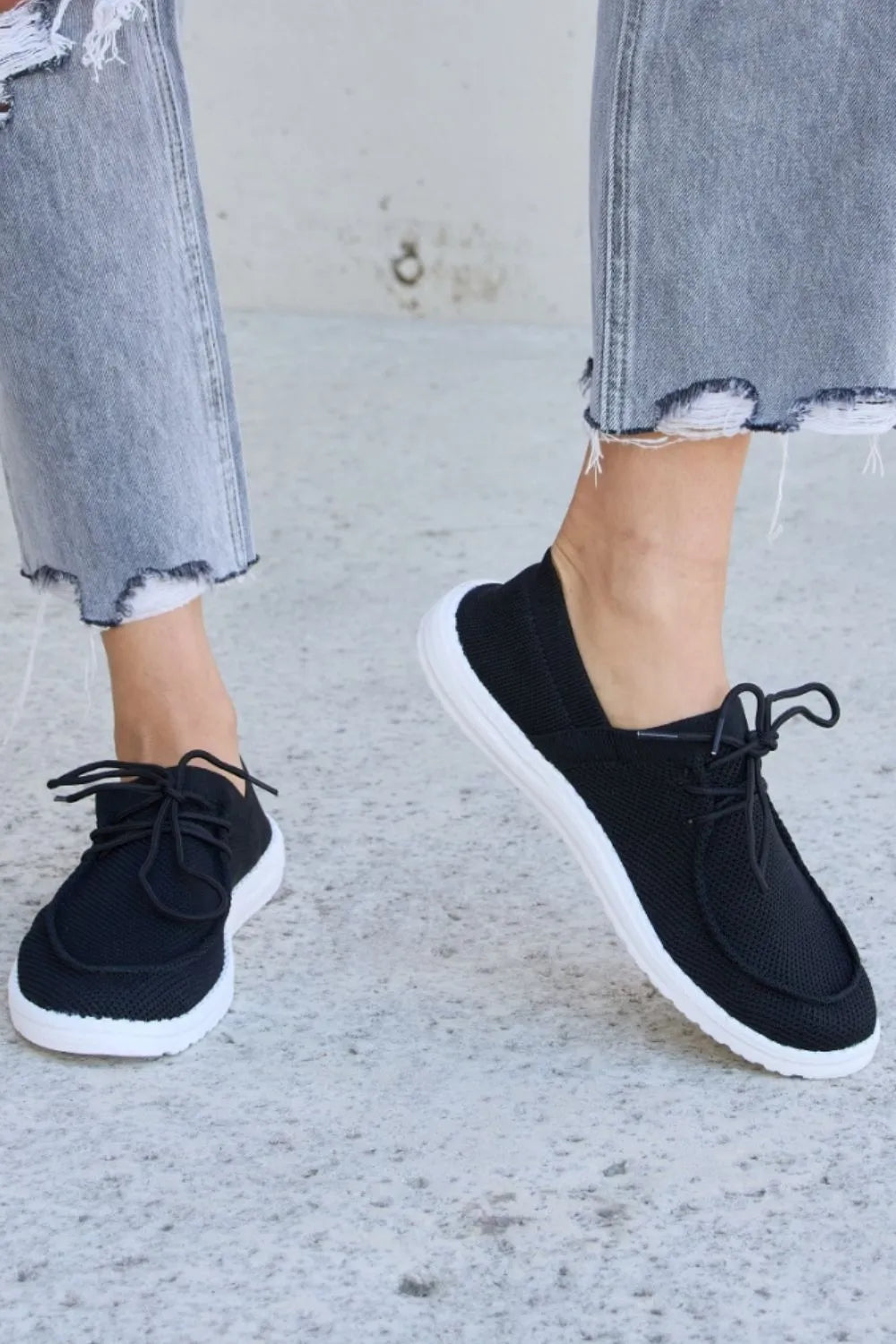 Forever Link Flat Round Toe Lace-Up Sneakers b48e39af-428a-4d53-a758-5011a96e35b3-Max