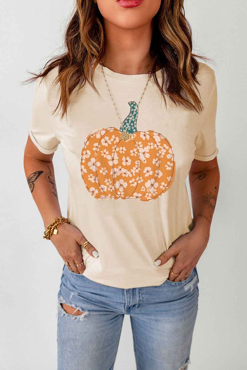 Pumpkin Graphic Round Neck Cuffed T-Shirt Cream b4a6b96887fd4ff3a1377b9077f05172-Max