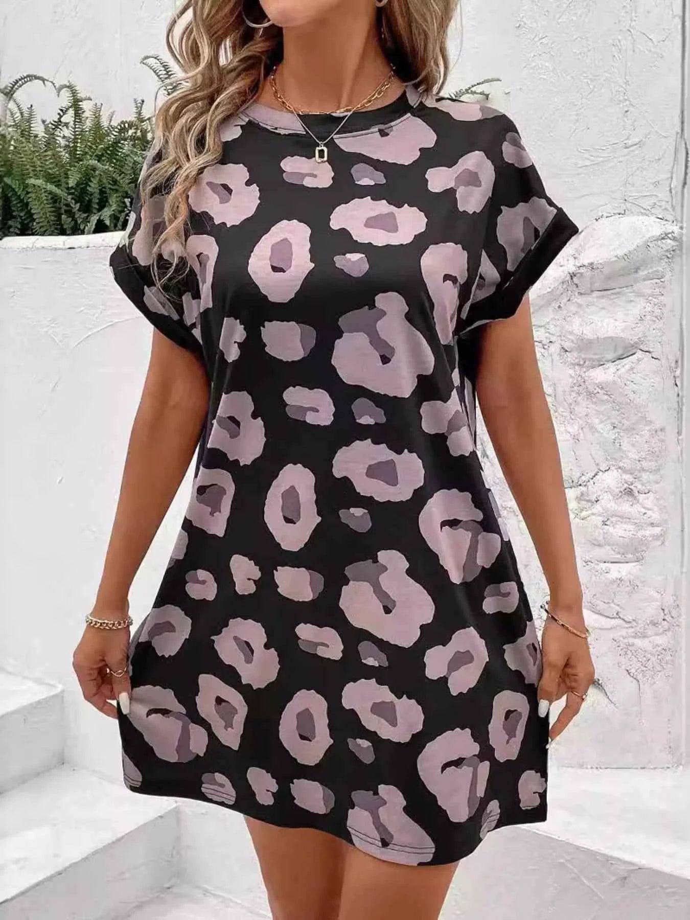 Leopard Short Sleeve Dress with Pockets b4d687e2010c44fca185de3b94ea1587-Max-Origin