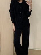 b4e69ae6-f3dd-4d9c-b871-e6c9a60ff2bb-Max