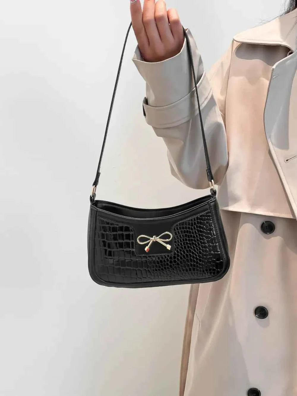 Crocodile Pattern Shoulder Bag with Bow Detail b51eb6e6-4c70-4cc5-bf23-26801487e831-Max