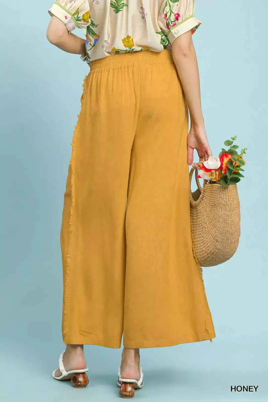 Linen Frayed Side Pocket Wide Leg Pants b541f59d-bb13-4ae0-91e7-d3cf614bb697-Max-Origin