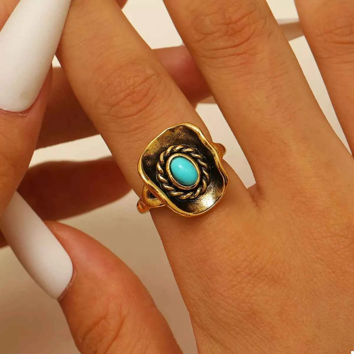 4 Piece Vintage Western Style Bull Head Rings b5800b3a-39a7-440b-b16d-cc61f4f309d4-Max-Origin