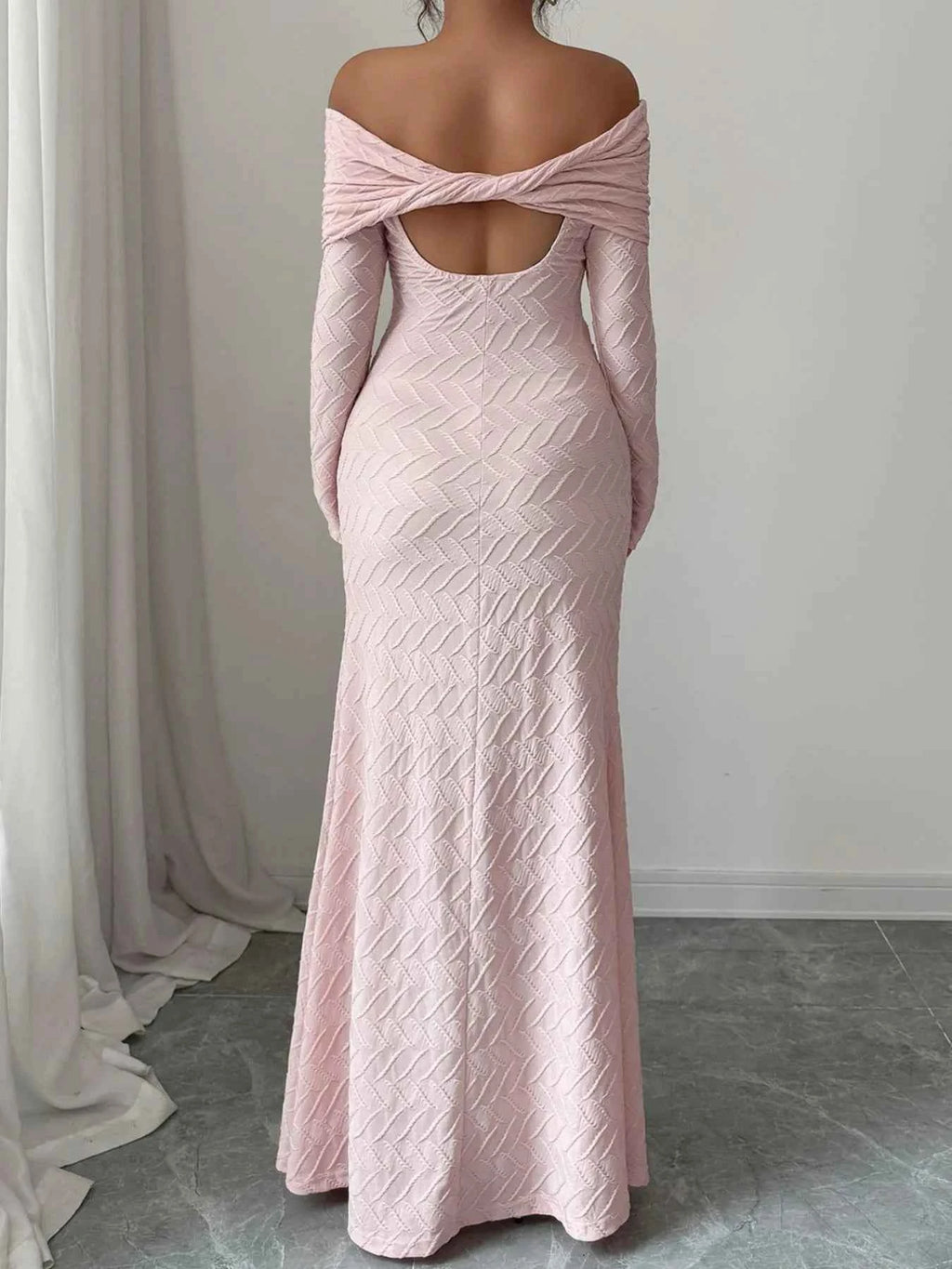 Off Shoulder Mermaid Maxi Dress b581721c-4c75-467c-bae5-7b57b2c0a0db-Max-Origin