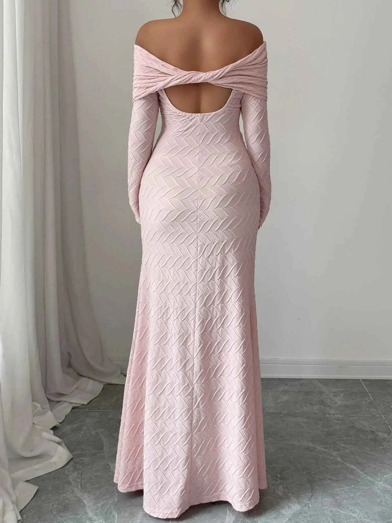 Off Shoulder Mermaid Maxi Dress b581721c-4c75-467c-bae5-7b57b2c0a0db-Max-Origin