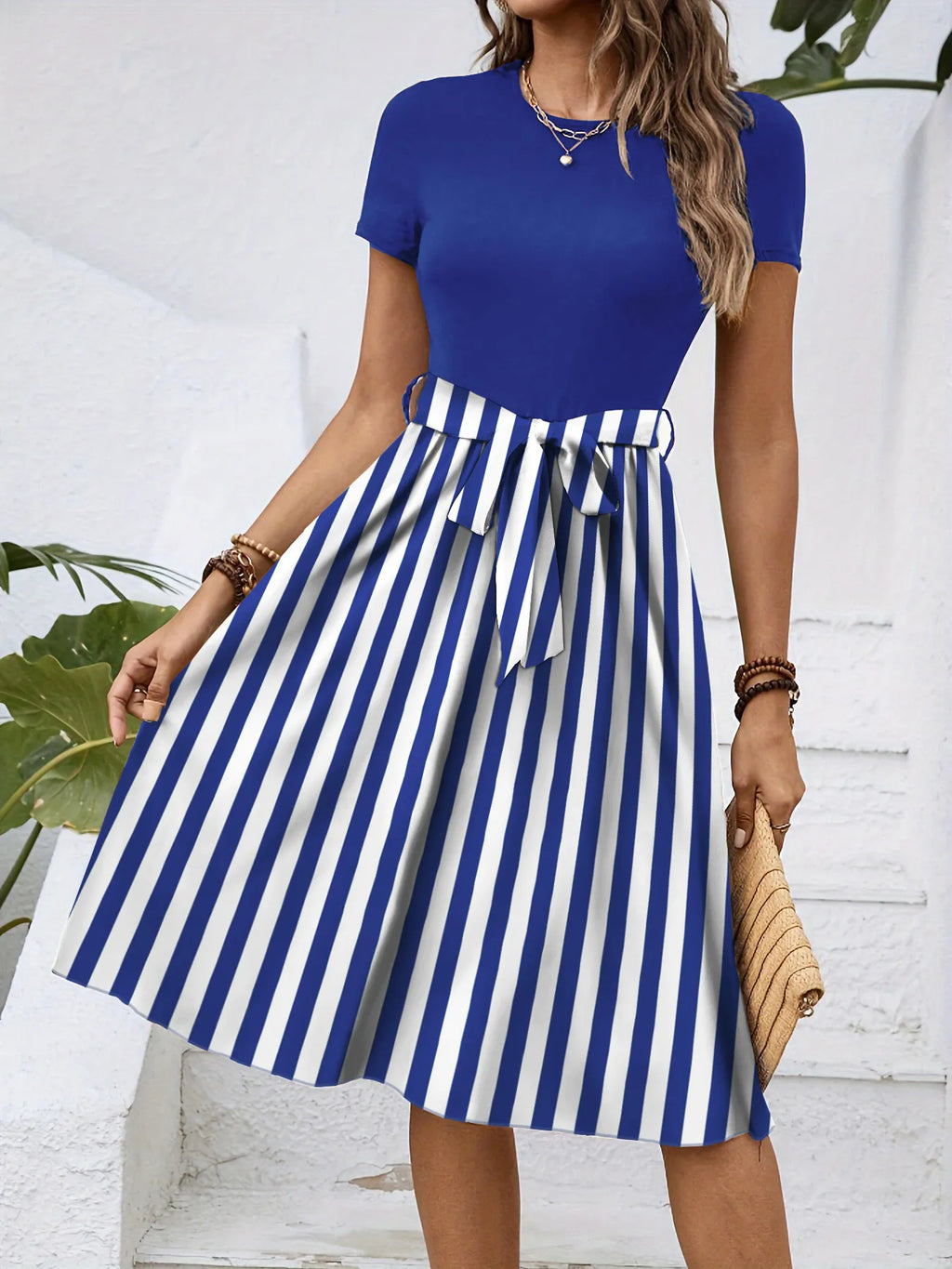 Striped Round Neck Short Sleeve Dress b5998aee-49e3-44f5-b261-b8ece6069ab5-Max-Origin