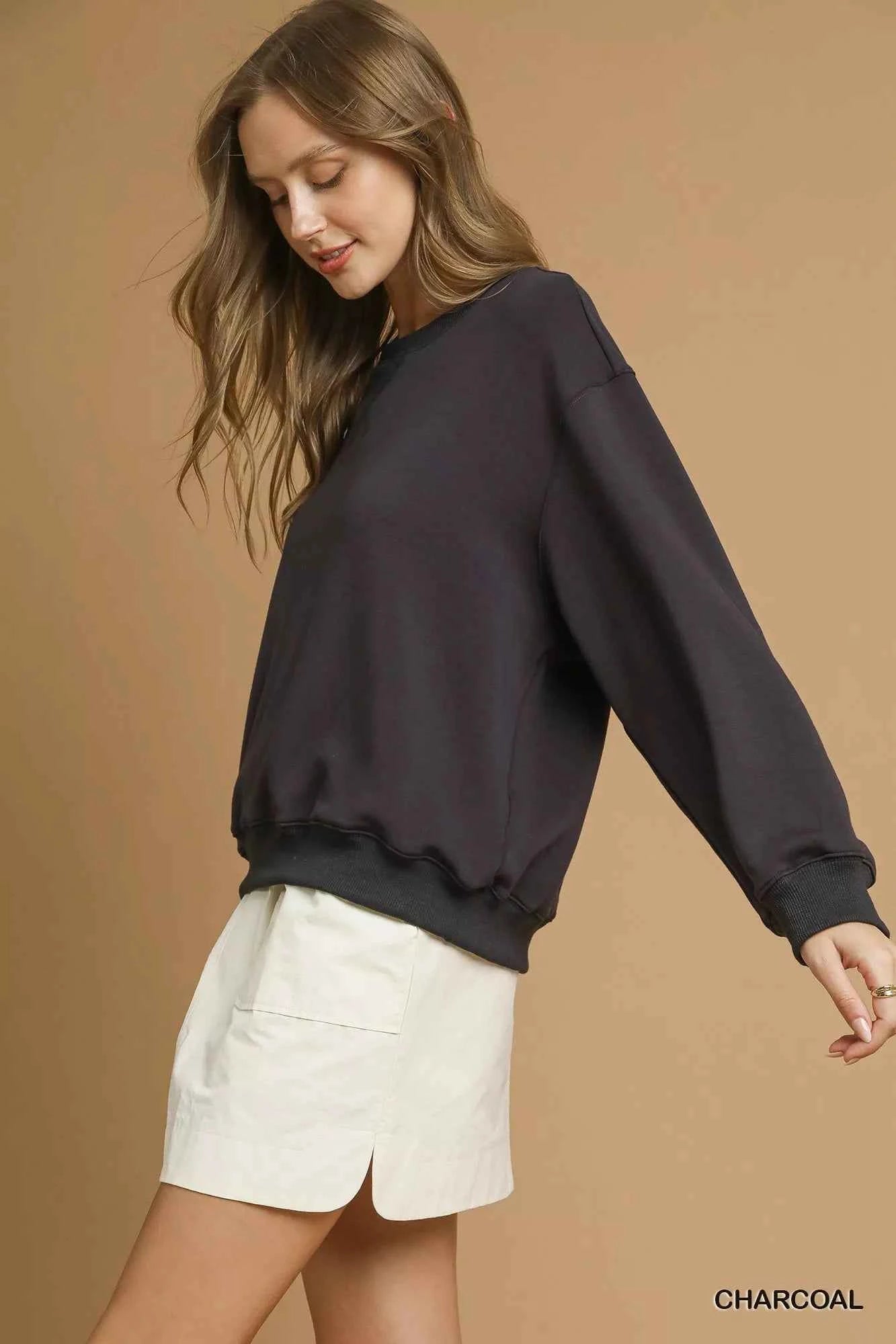 Umgee Round Neck Long Sleeve Fleece Sweatshirt b5db508f-1ede-4483-bfbb-551c3b88e9d9-Max-Origin