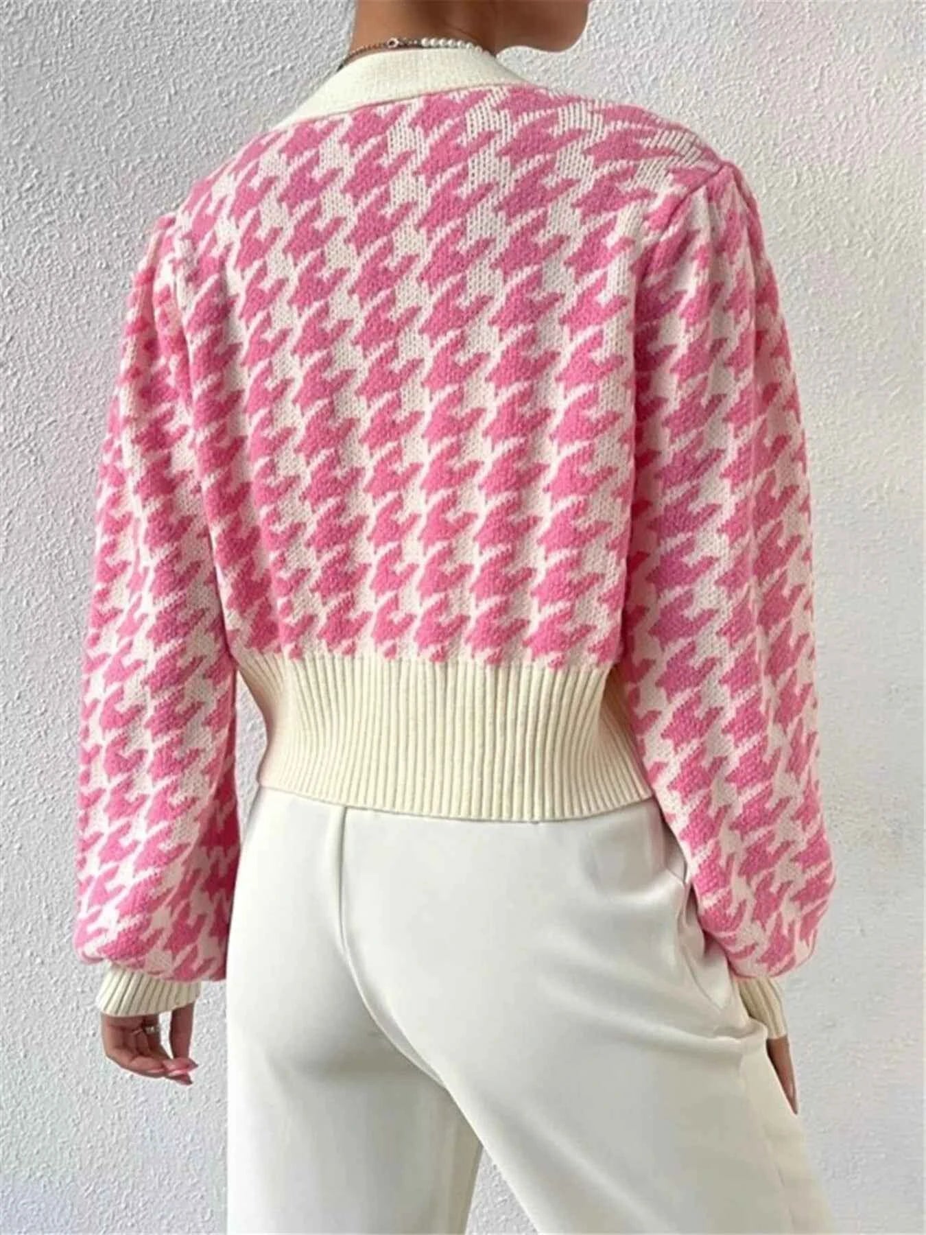 Houndstooth V-Neck Button Up Cardigan b69213dad4134400a903826e57fc4c30-Max-Origin