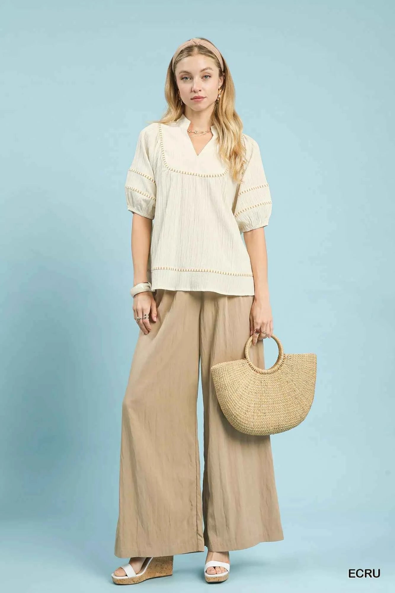 Umgee Textured Short Sleeve Top with Contrast Trim b6b7cafc-6e9d-45b3-ad83-31ea1eba76eb-Max-Origin