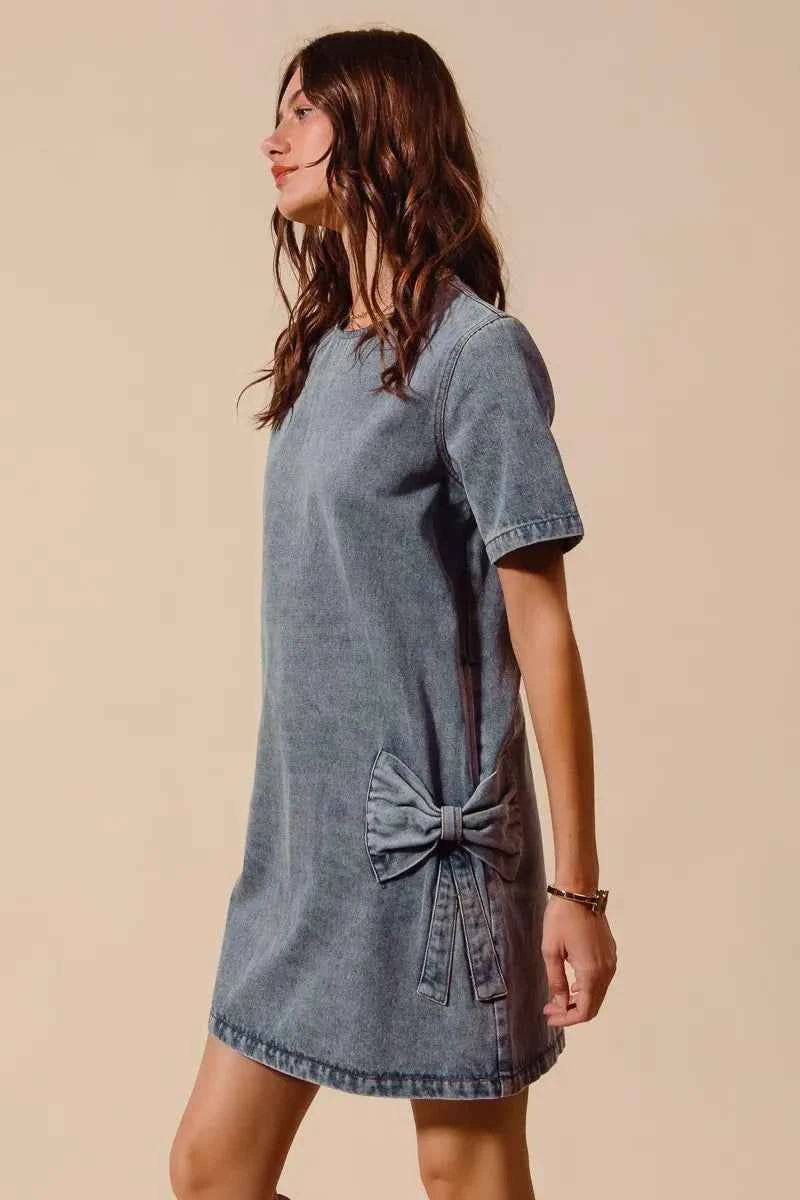 SO ME Bow Ribbon Knot Applique Denim Mini Dress b6c34561a0014daebc868cff30ac8919-Max-Origin