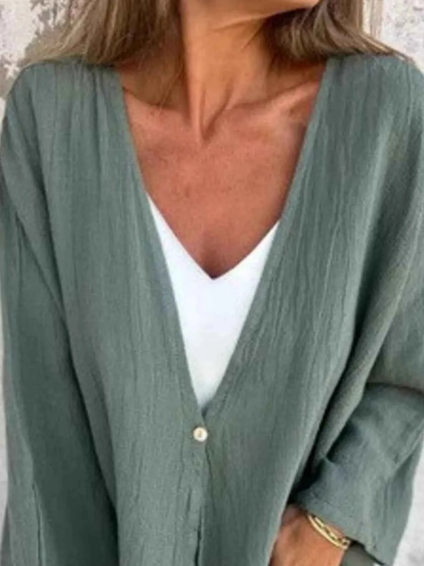 Full Size Oversized Button-Up Cardigan Plus Size b71e2193-9062-4171-adad-73c6728aa5fc-Max-Origin