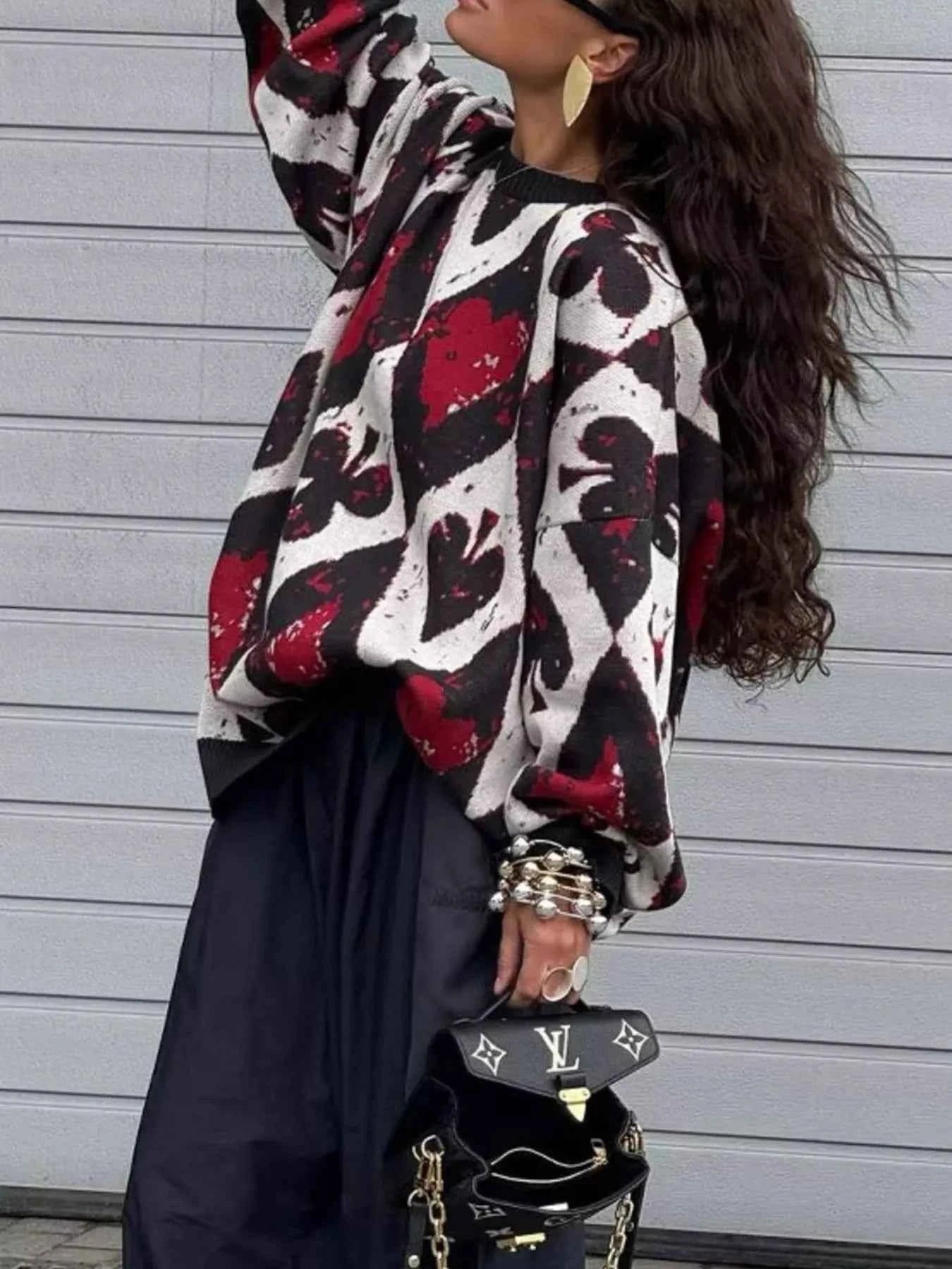 Contrast Diamond Round Neck Long Sleeve Sweater b73842e5-7c43-42fb-a786-73021c66e20d-Max-Origin
