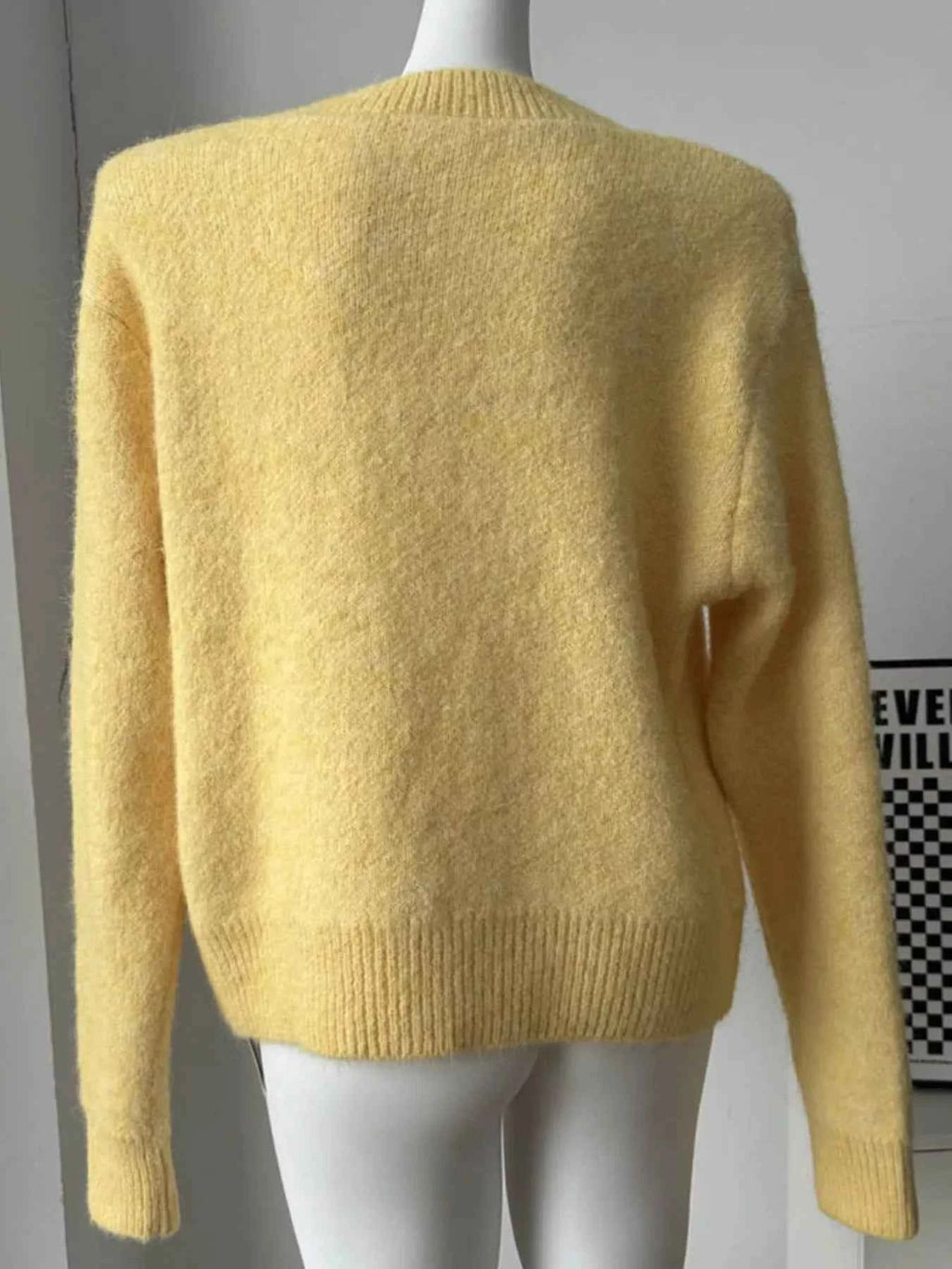 Round Neck Dropped Shoulder Sweater b767c16f-2ba8-46fd-922a-303246d4a588-Max-Origin