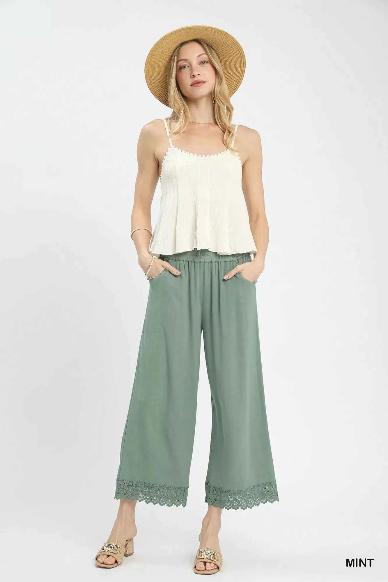 Umgee Linen Wide Leg Cropped Pants with Lace Trim b7cb66fe-3b62-40ad-ada2-fbcc1d461f0d-Max-Origin