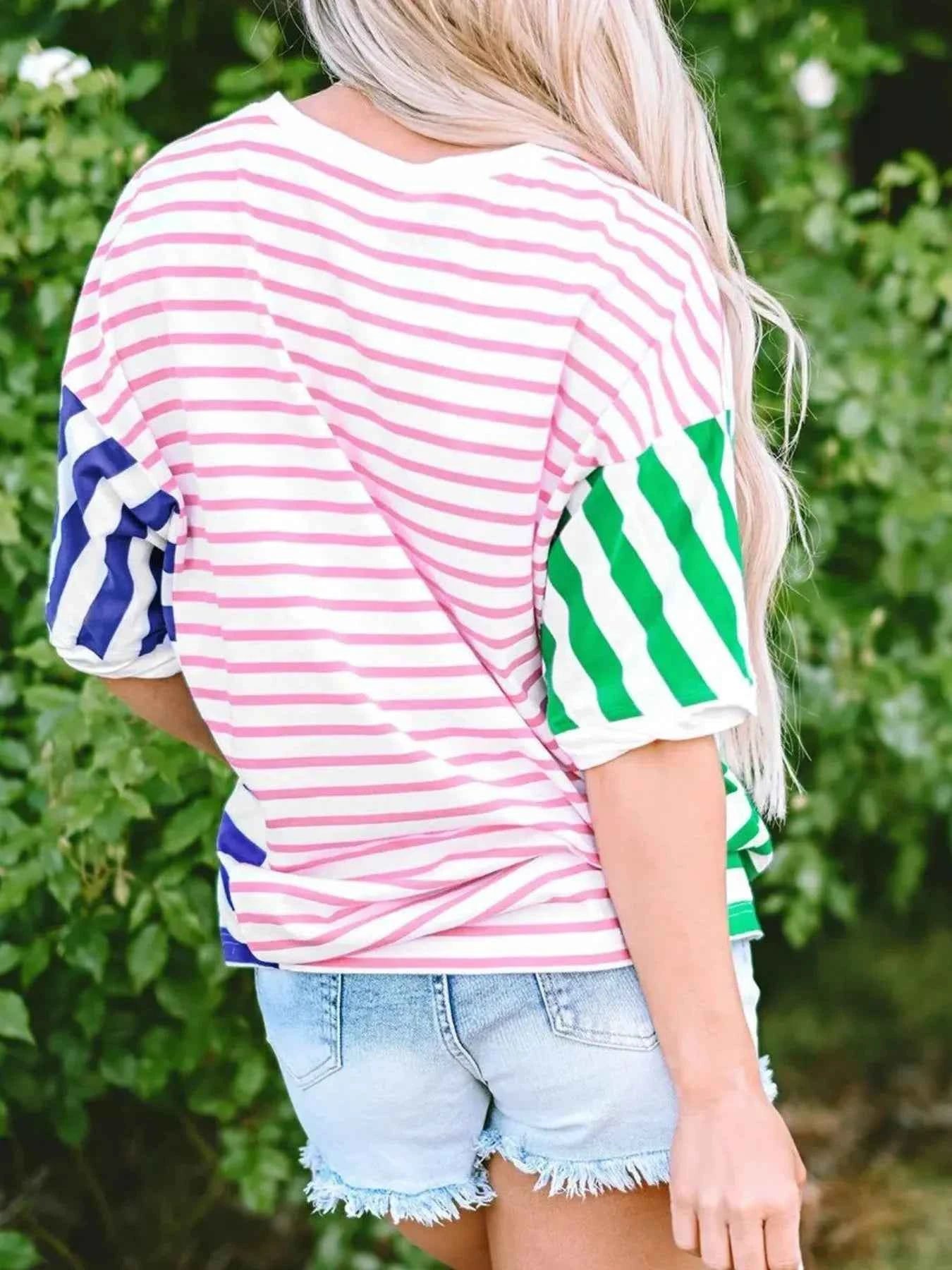 Colorful Striped Oversized T-Shirt b7fb827c-8dd4-4492-8d3e-f8e78b2696b1-Max-Origin