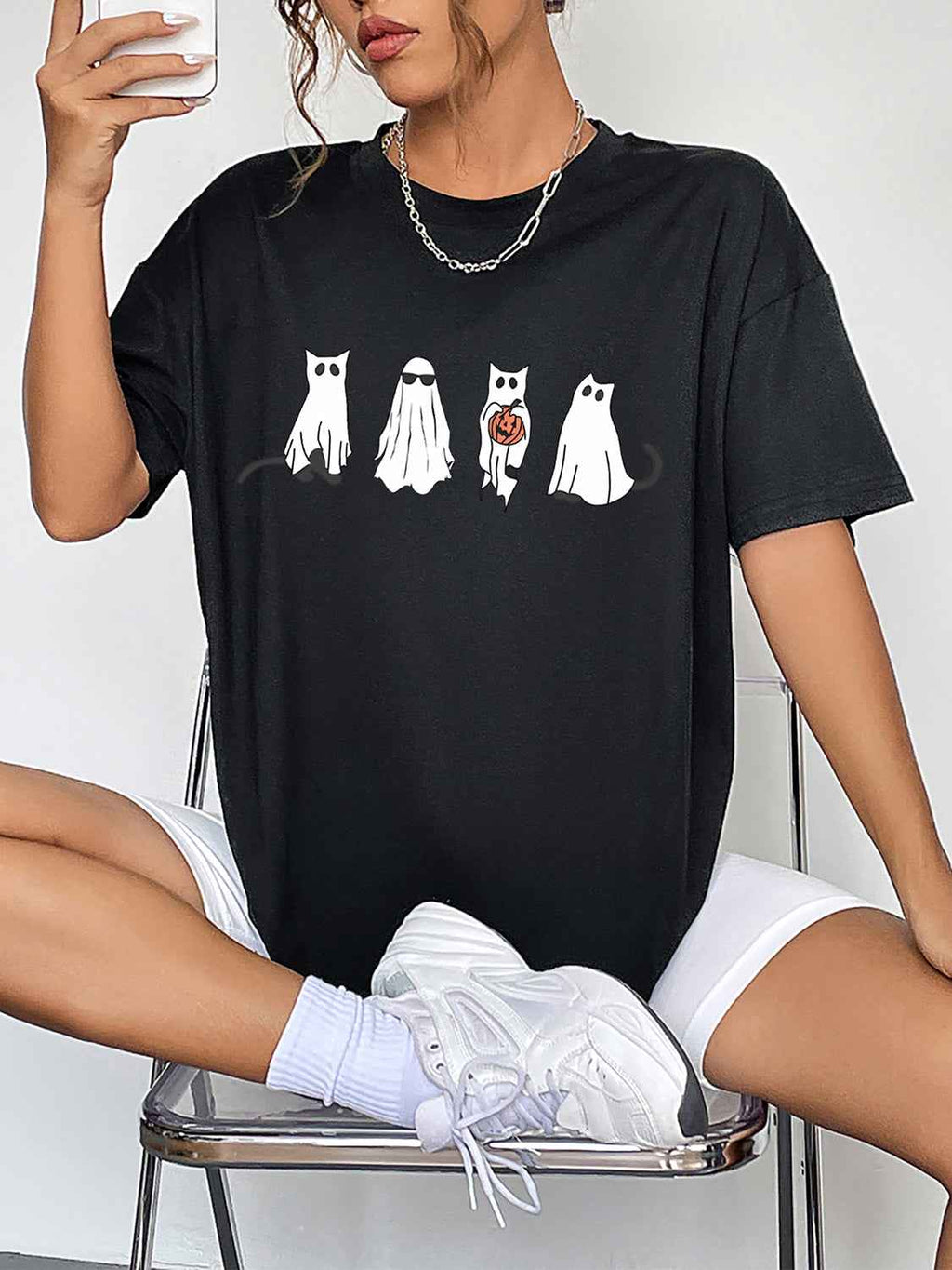 Round Neck Short Sleeve Ghost Graphic T-Shirt Black b83cf8a2e4ab4880a6e88408bda8ac90-Max