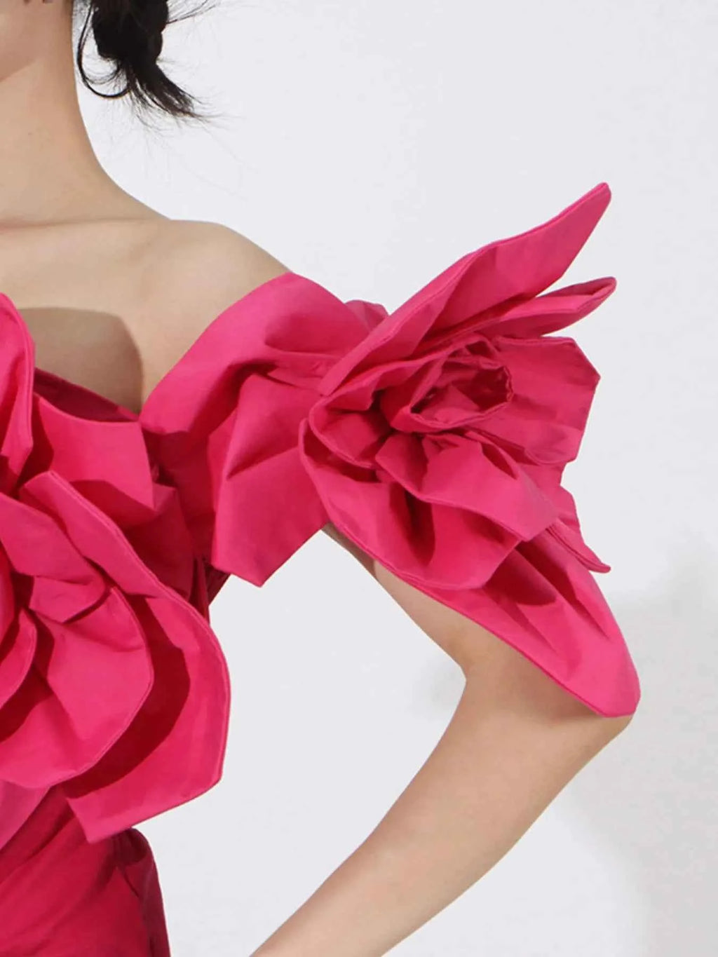Flower Off-Shoulder Maxi Dress b8513f75-e44e-4147-ae5c-12d02fbc8be3-Max-Origin