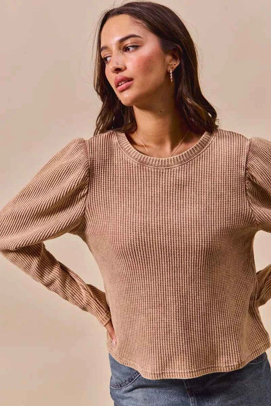 Mineral Washed Waffle Top With Puff Sleeves b85ff3ce-1a63-4ad5-a581-fefa03ea1113-Max-Origin