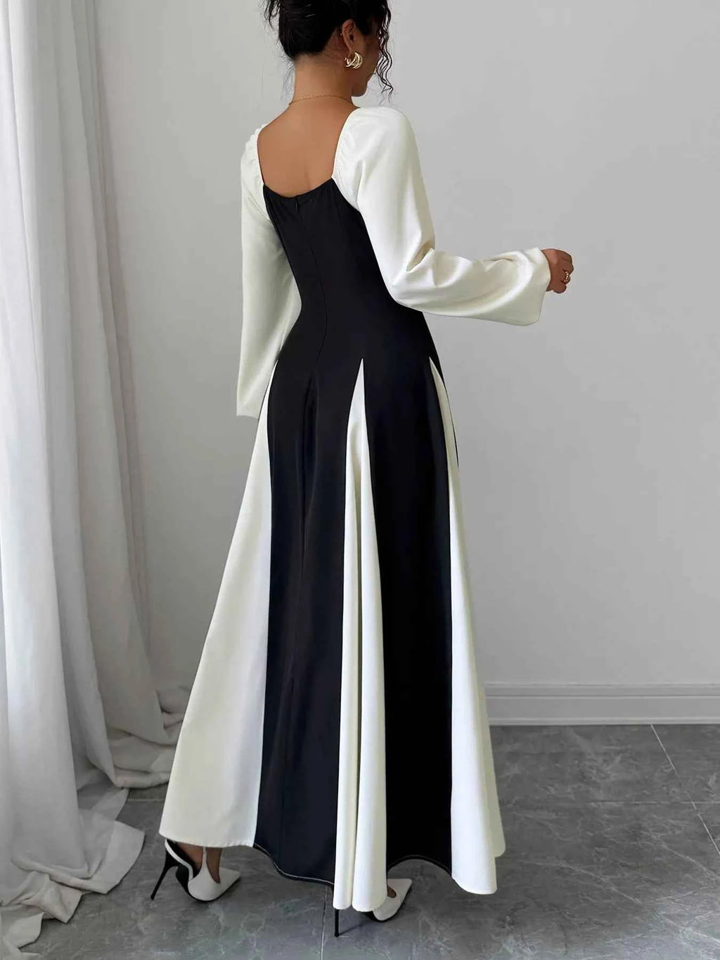 Color Block Square Neck Maxi Dress b866ac42-05ac-4dda-ad38-f73ef7491436-Max-Origin