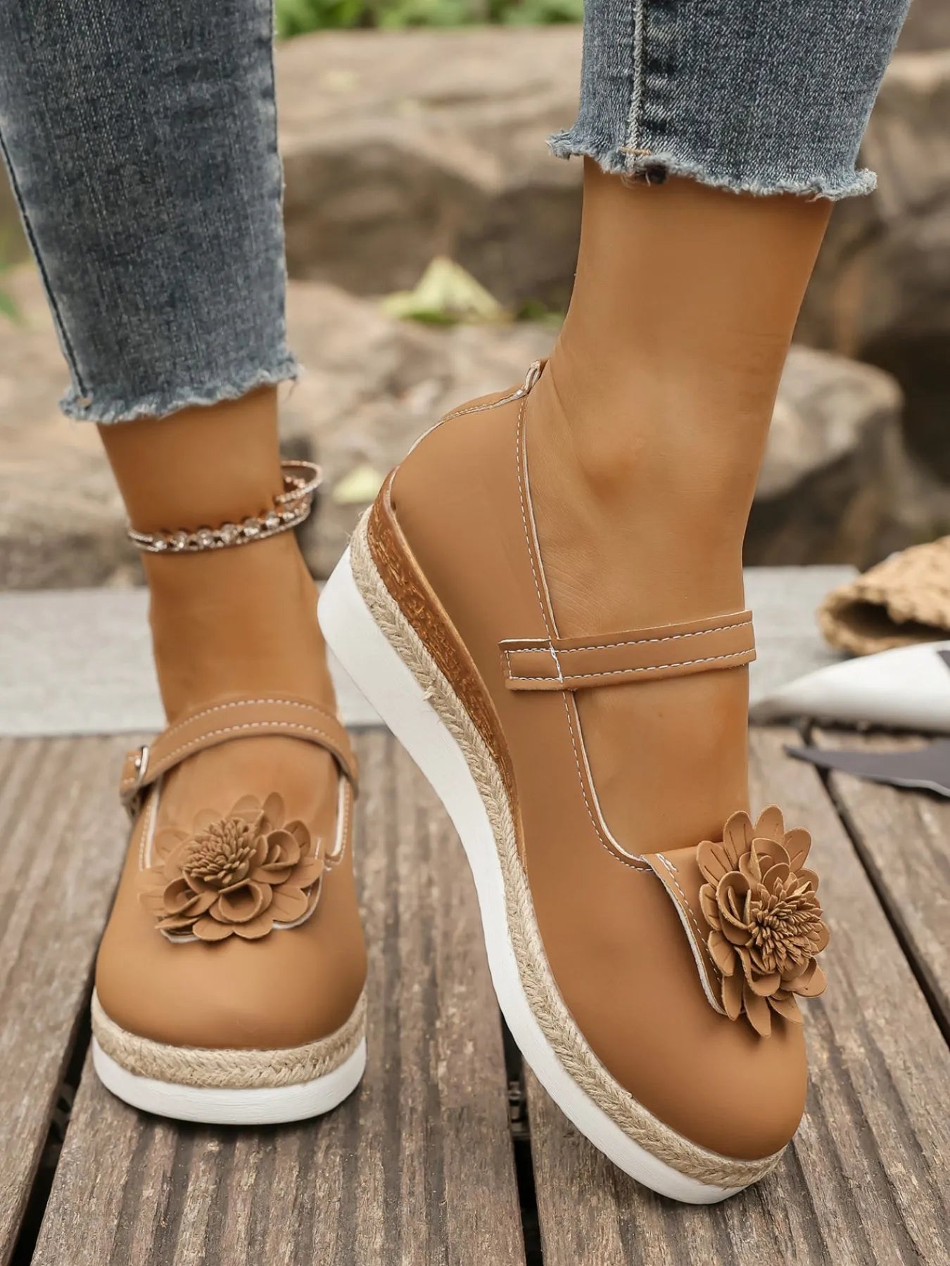 Flower Embellished Mary Jane Loafers b91f62f4-9247-49a2-8ba6-0757be0c3690-Max-Origin