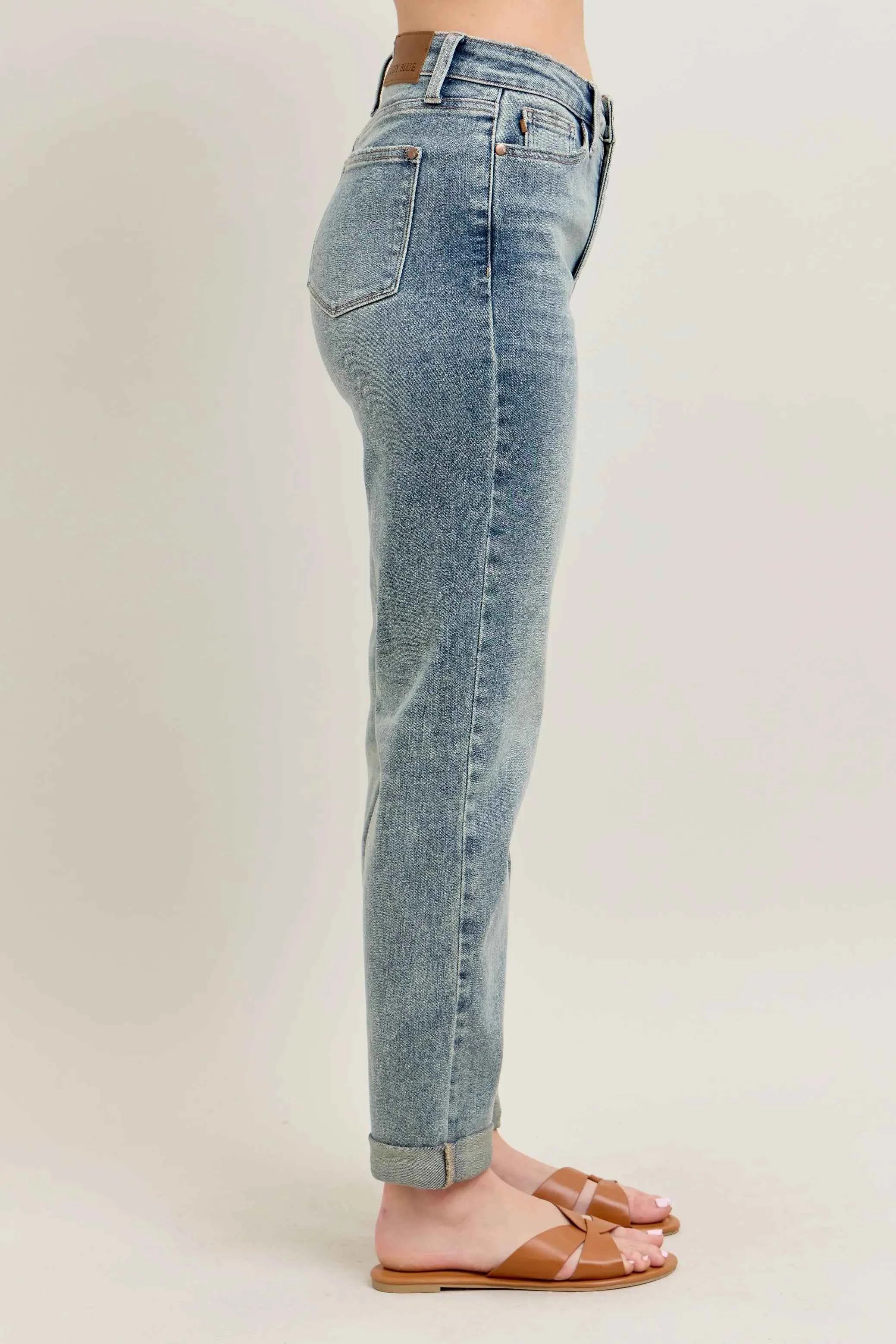 Judy Blue Full Size Hw Vintage Wash Double Roll Cuff Bf Jeans Plus Size b941469cea9a4ab2a01628a3db11550d-Max-Origin