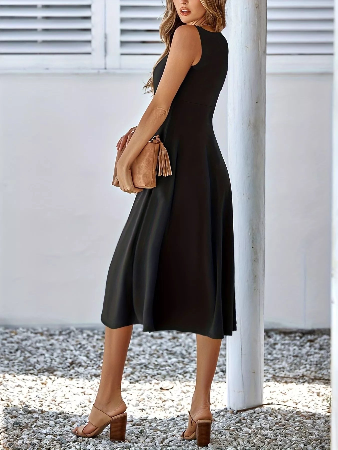 Sleeveless A-Line Midi Dress b94913e5-ddae-4748-931c-6178df3f35ba-Max-Origin