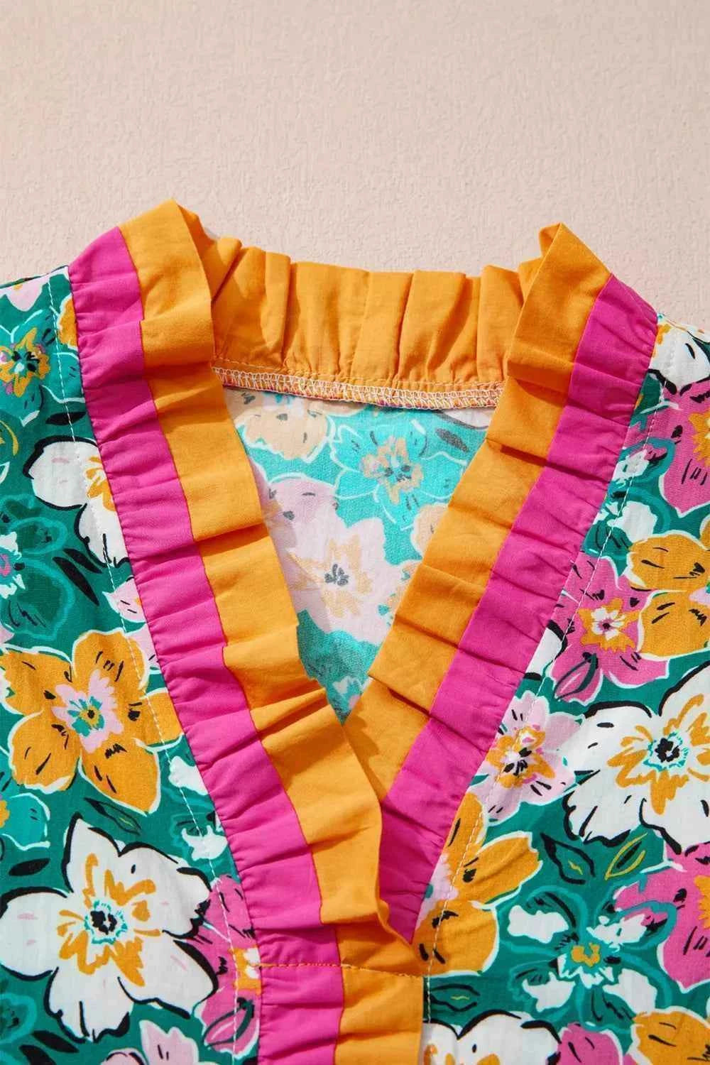 Floral Print Contrast Trim Frilled V Neck 3/4 Sleeve Blouse b9751392-a202-4307-b0ba-42dde81755e4-Max-Origin